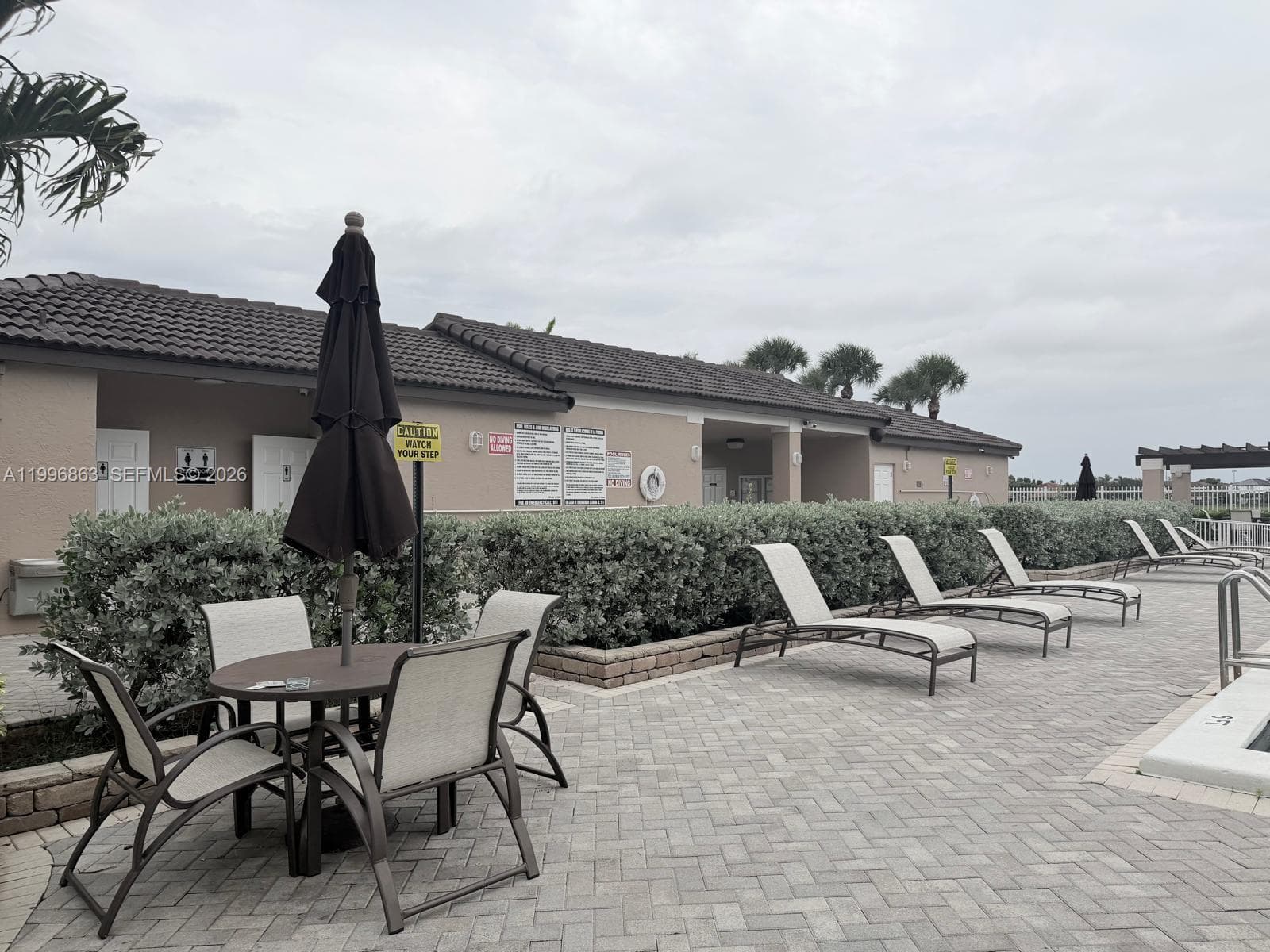 19712 NW 82nd Pl, Hialeah FL 33015 — 29
