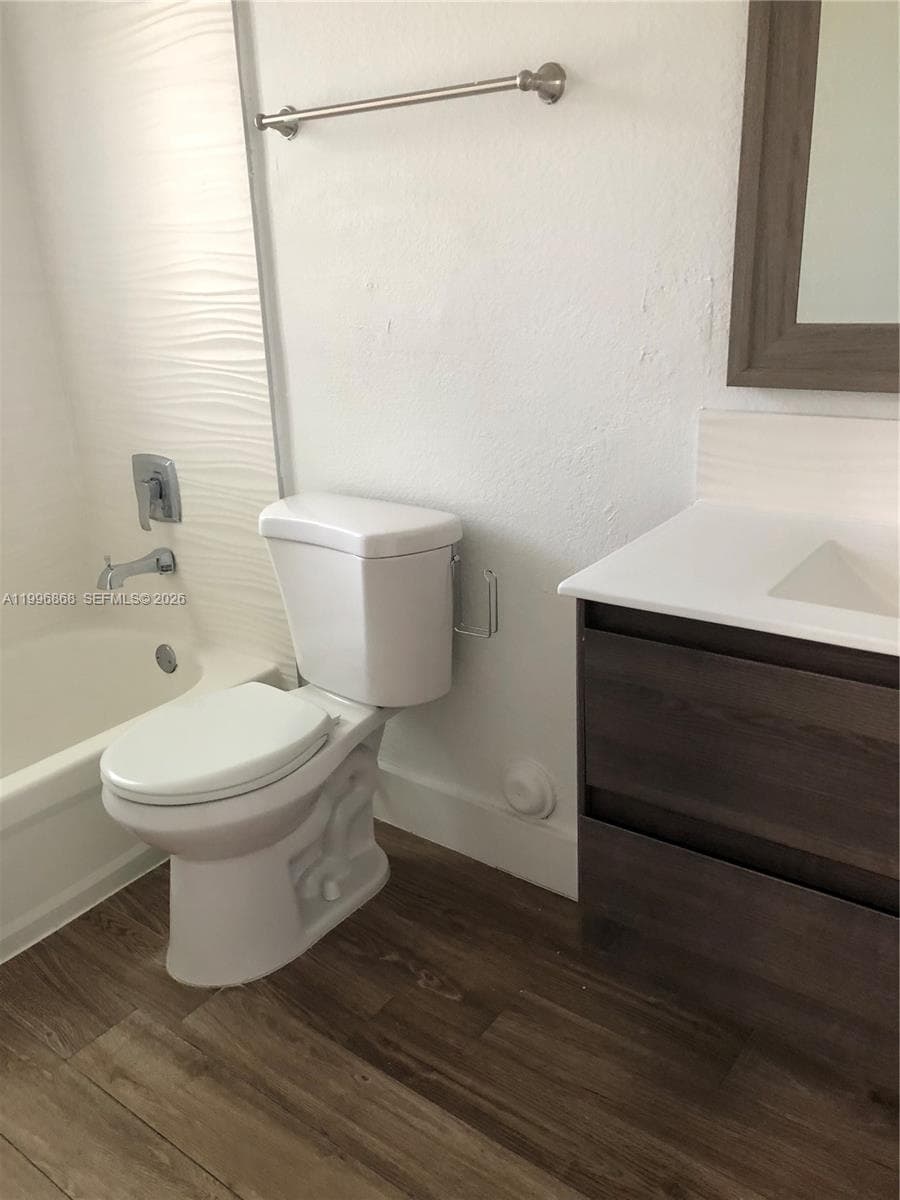 8432 NW 107th Ct # 35, Doral FL 33178 — 11