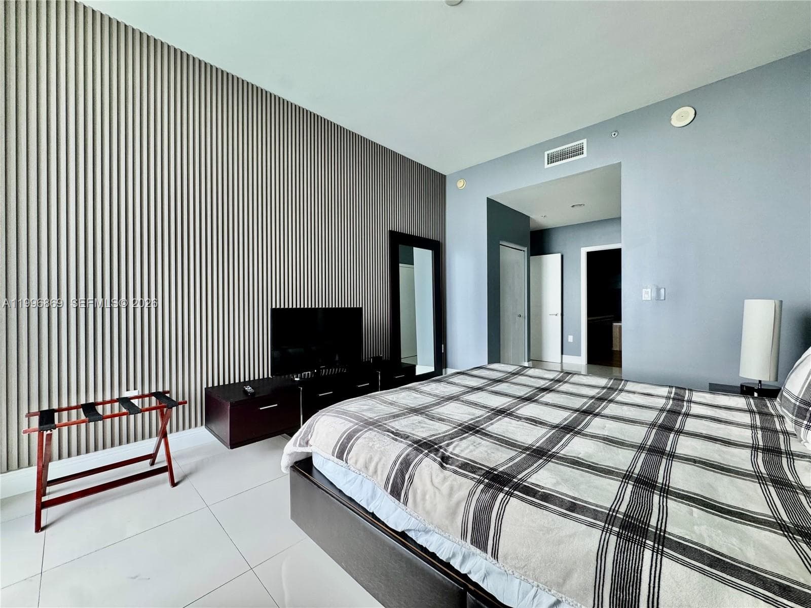 7928 East Dr # 805, North Bay Village FL 33141 — 9
