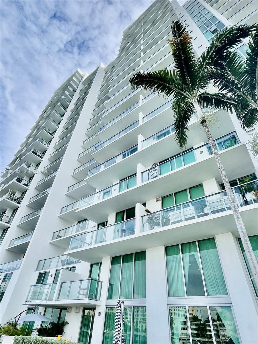 7928 East Dr # 805, North Bay Village FL 33141 — 21