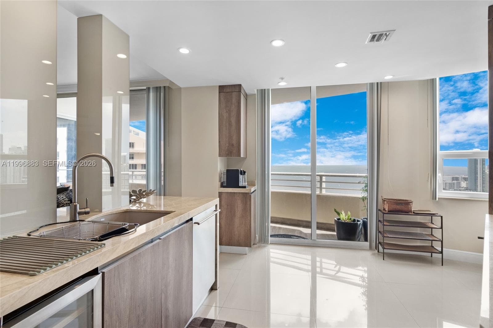 848 Brickell Key Dr # 3905, Miami FL 33131 — 12