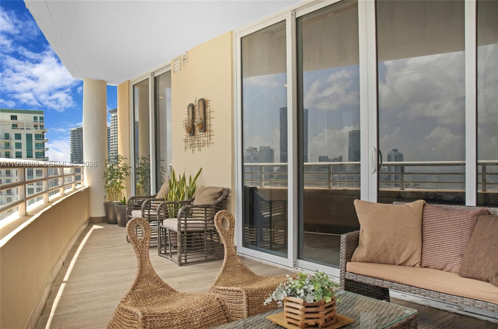 848 Brickell Key Dr # 3905, Miami FL 33131 — 37