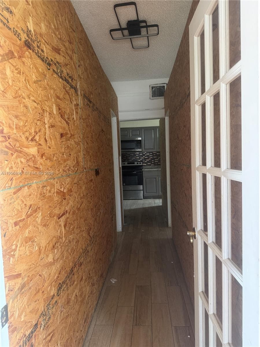 634 SW 10th Ave, Miami FL 33130 — 15