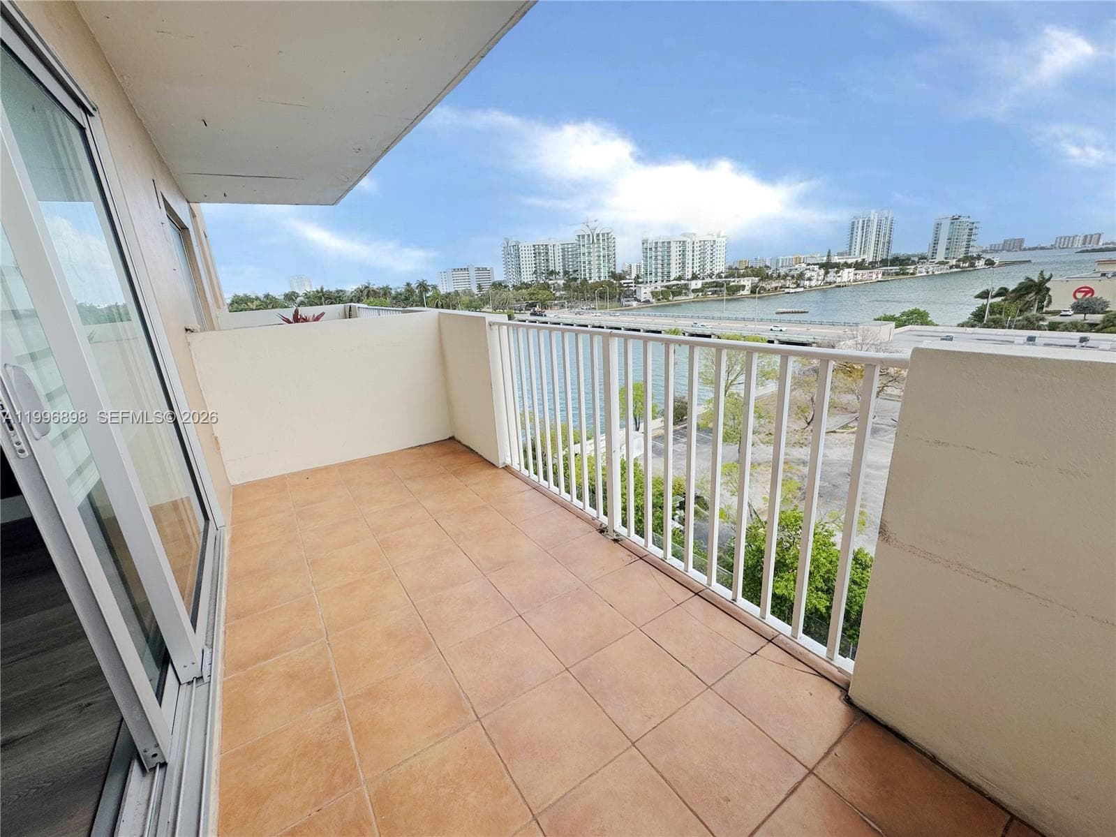 1455 N Treasure Dr # 7B, North Bay Village FL 33141 — 9