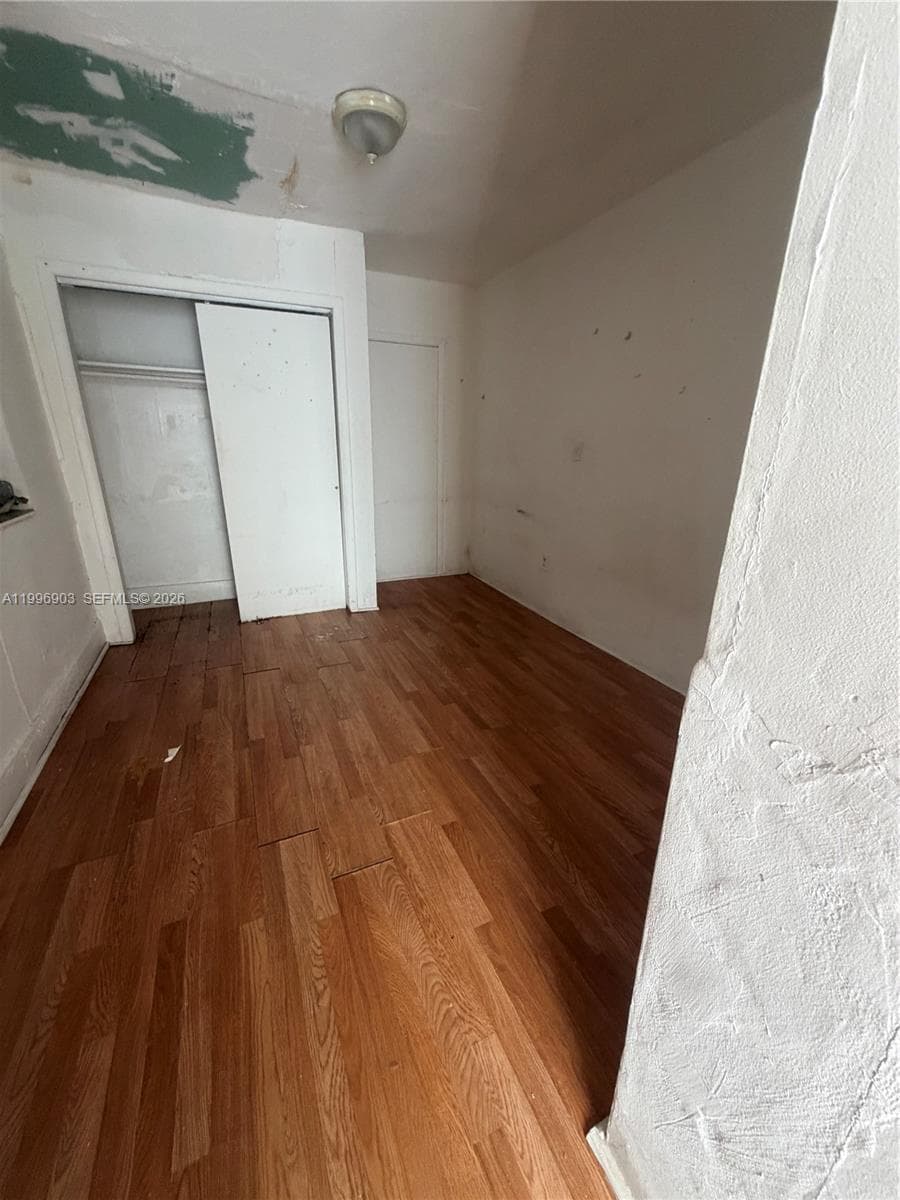 634 SW 10th Ave, Miami FL 33130 — 7
