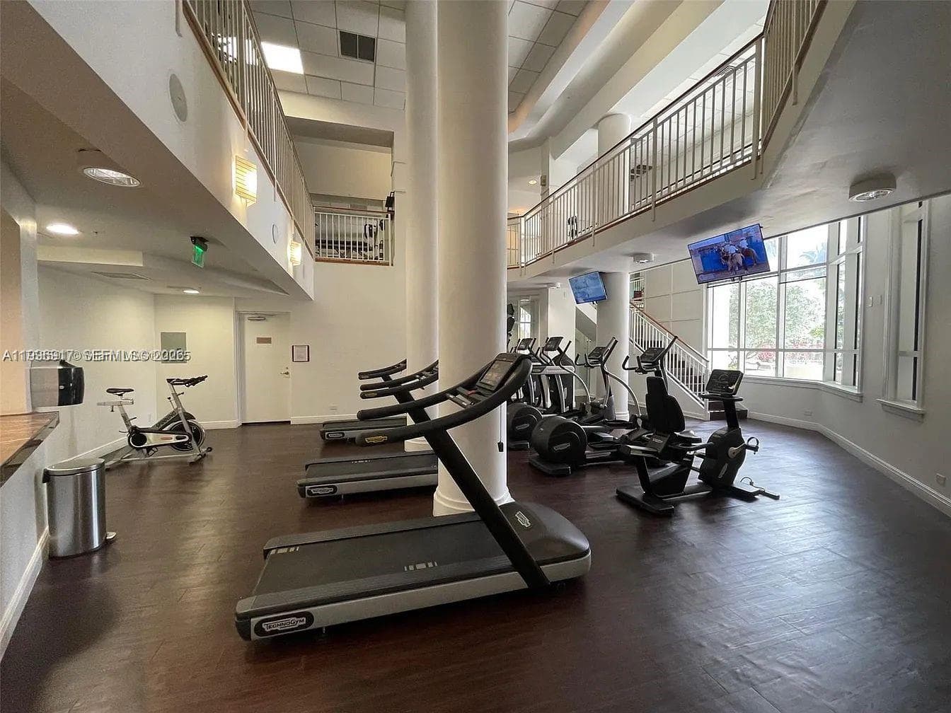 701 Brickell Key Blvd # 1611, Miami FL 33131 — 29