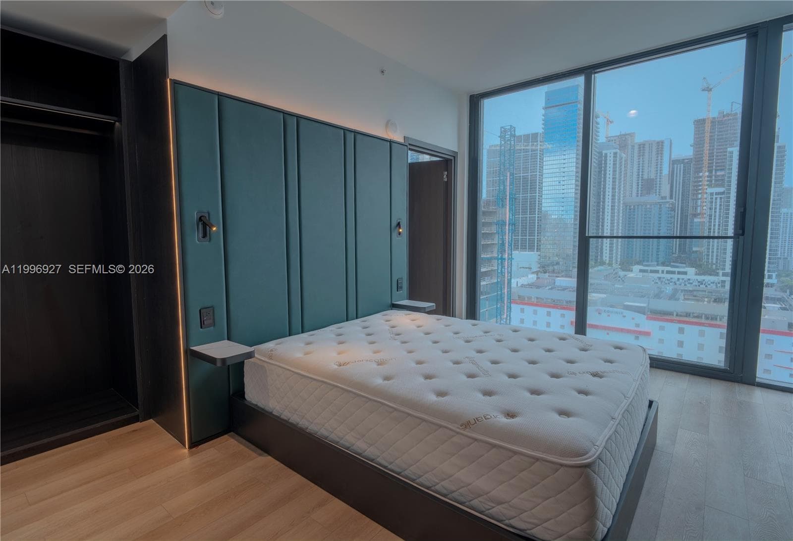 20 NE 11th st # 2308, Miami FL 33132 — 8