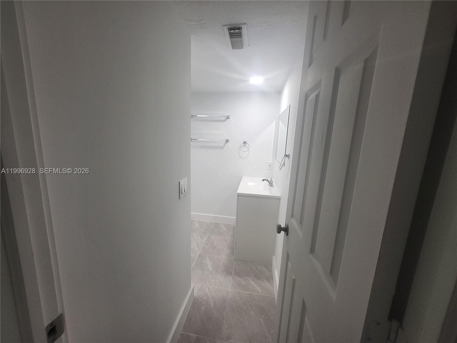 1275 W 35th St # 29B, Hialeah FL 33012 — 22