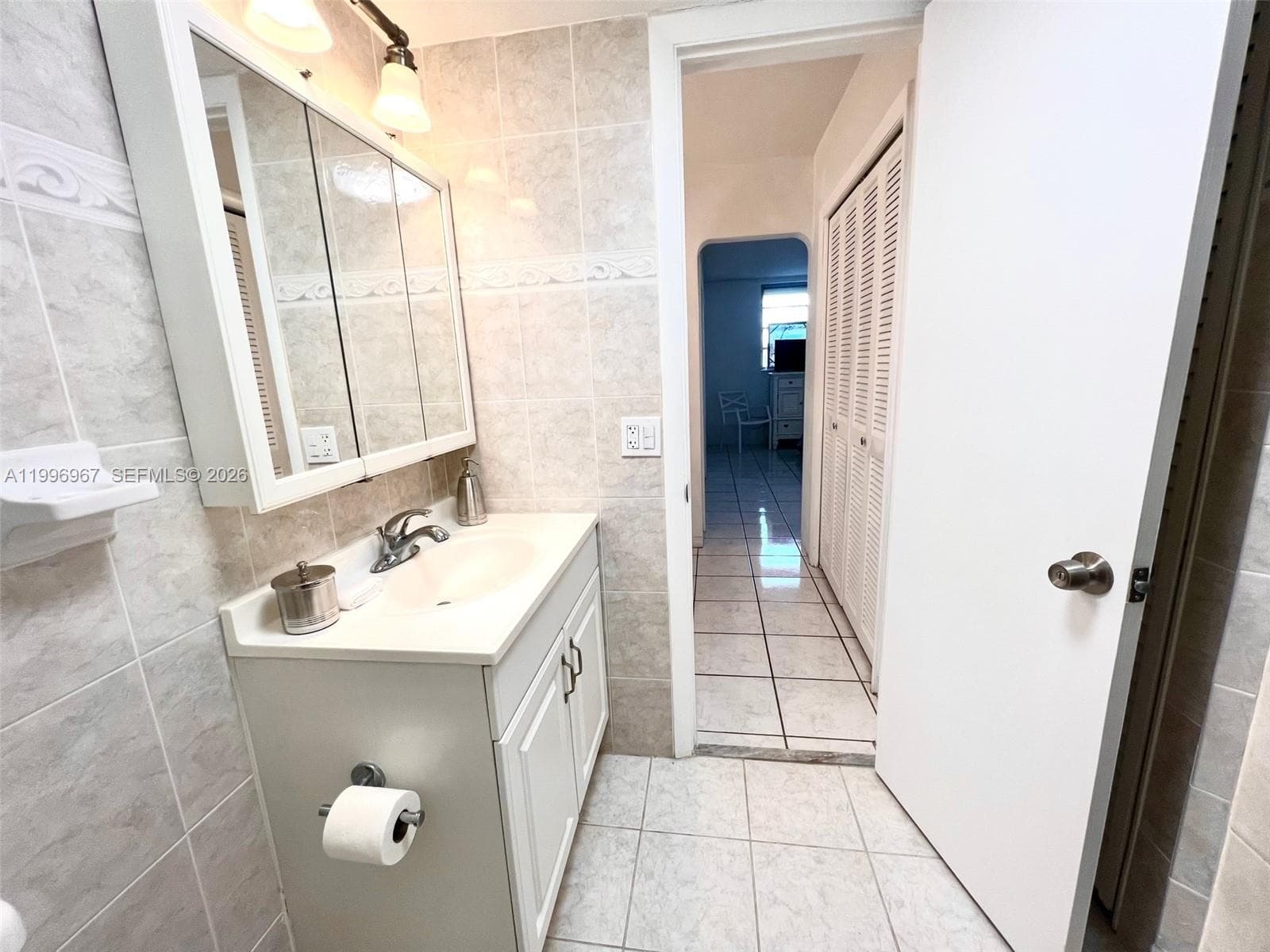 3030 Marcos Dr # T302, Aventura FL 33160 — 27