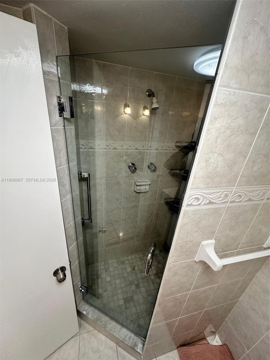 3030 Marcos Dr # T302, Aventura FL 33160 — 28