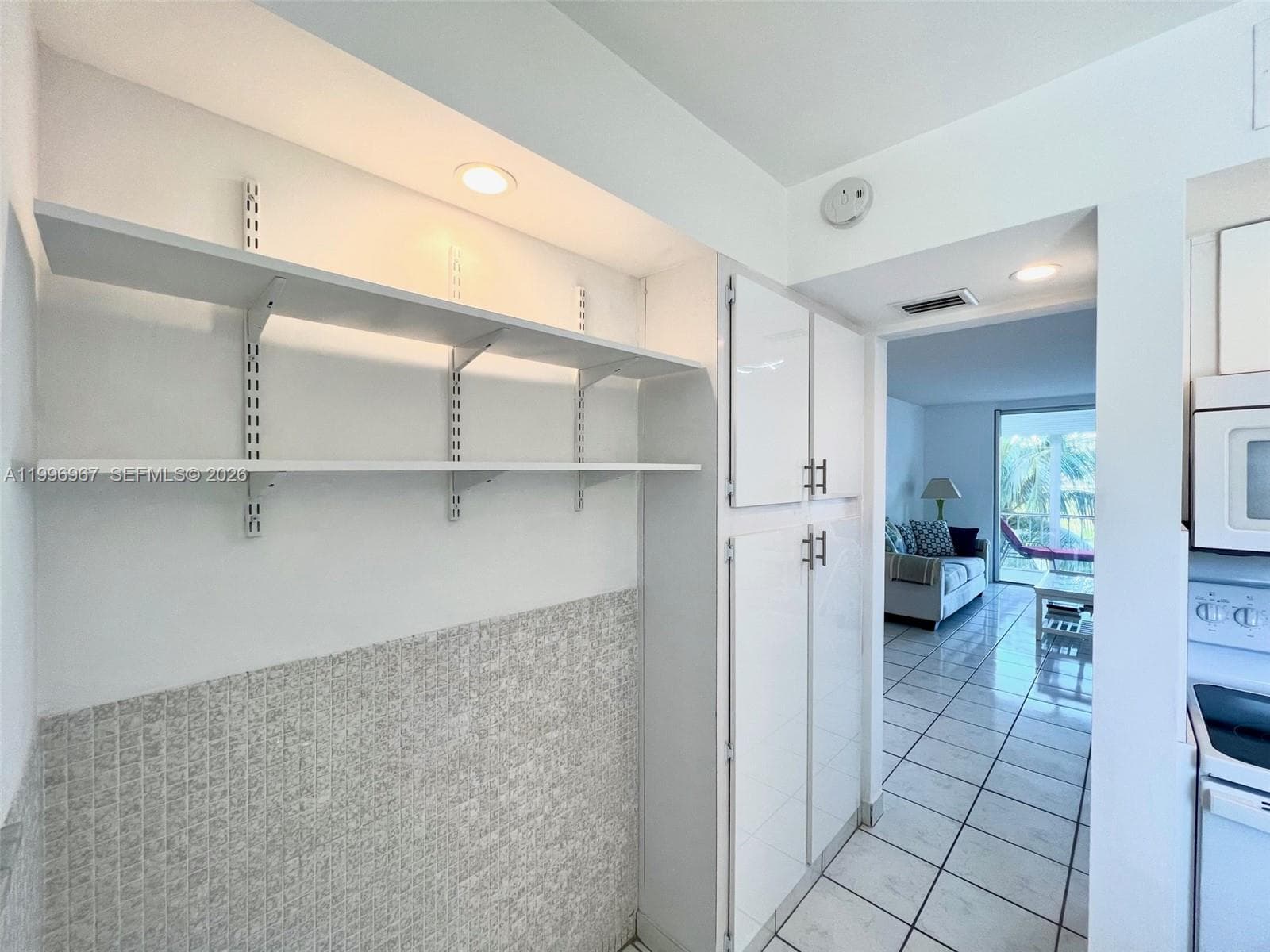 3030 Marcos Dr # T302, Aventura FL 33160 — 9