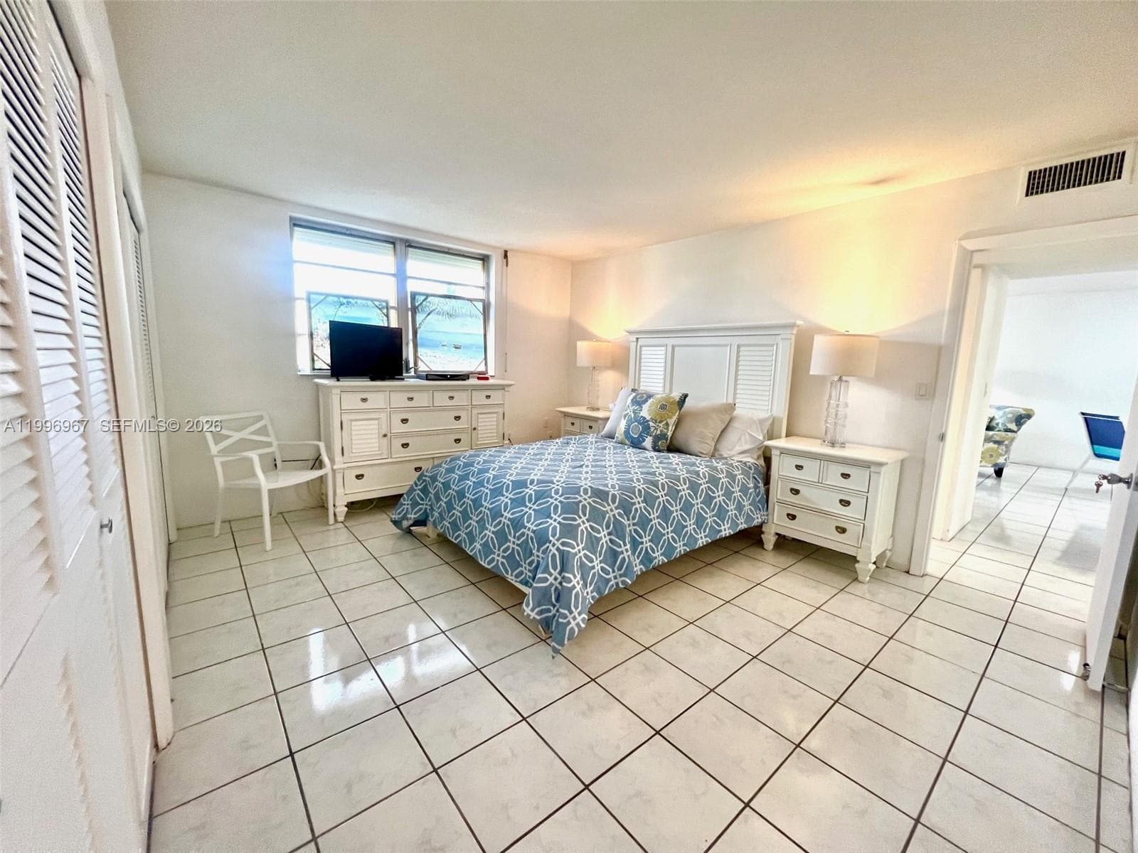 3030 Marcos Dr # T302, Aventura FL 33160 — 24