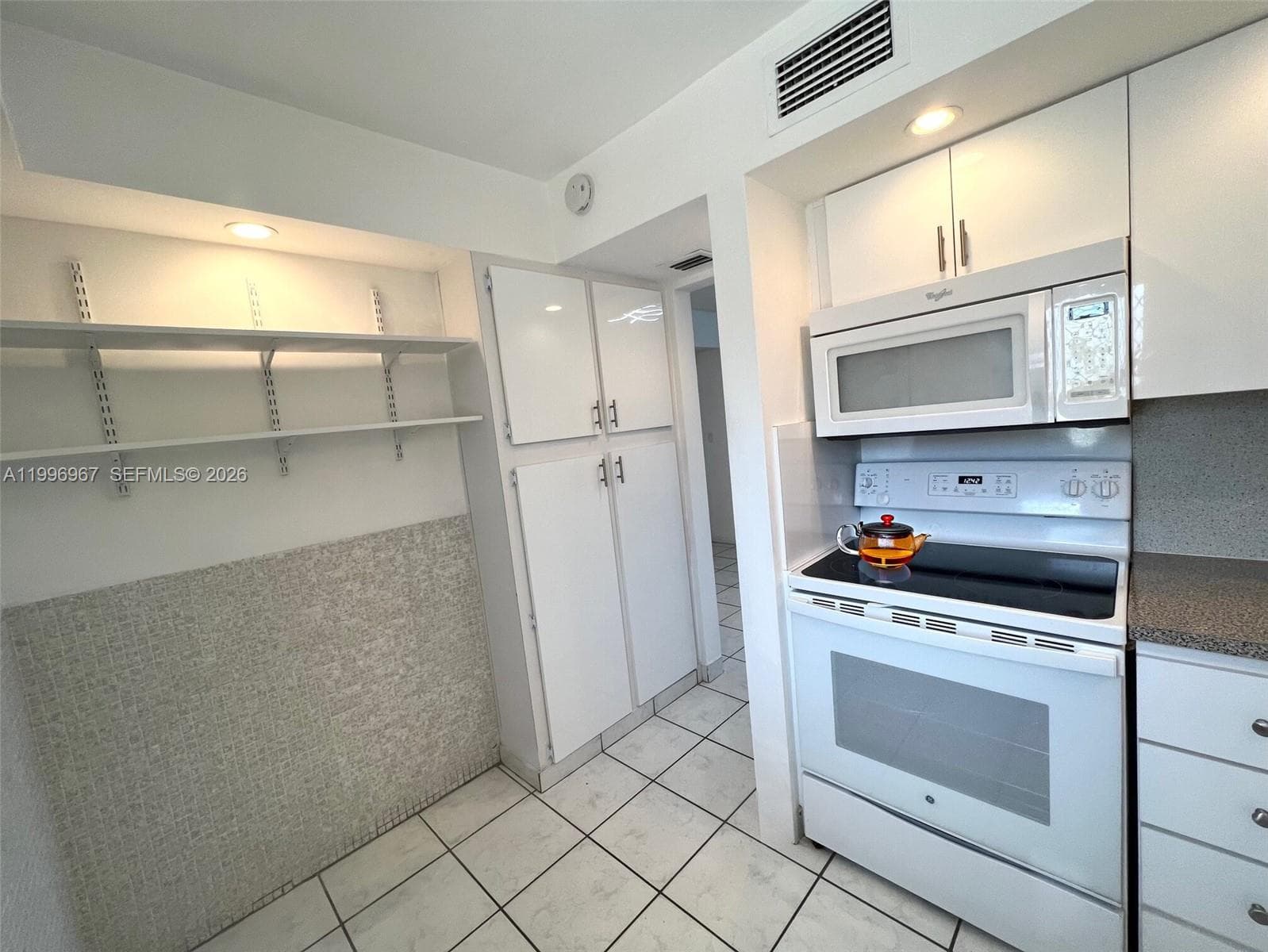 3030 Marcos Dr # T302, Aventura FL 33160 — 10
