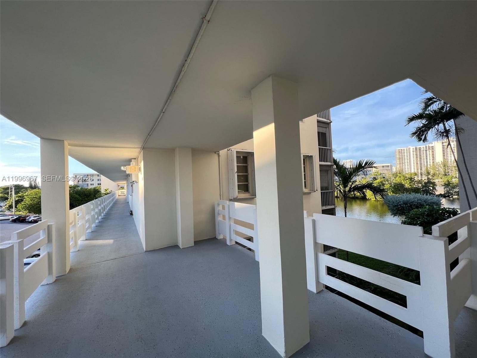3030 Marcos Dr # T302, Aventura FL 33160 — 39