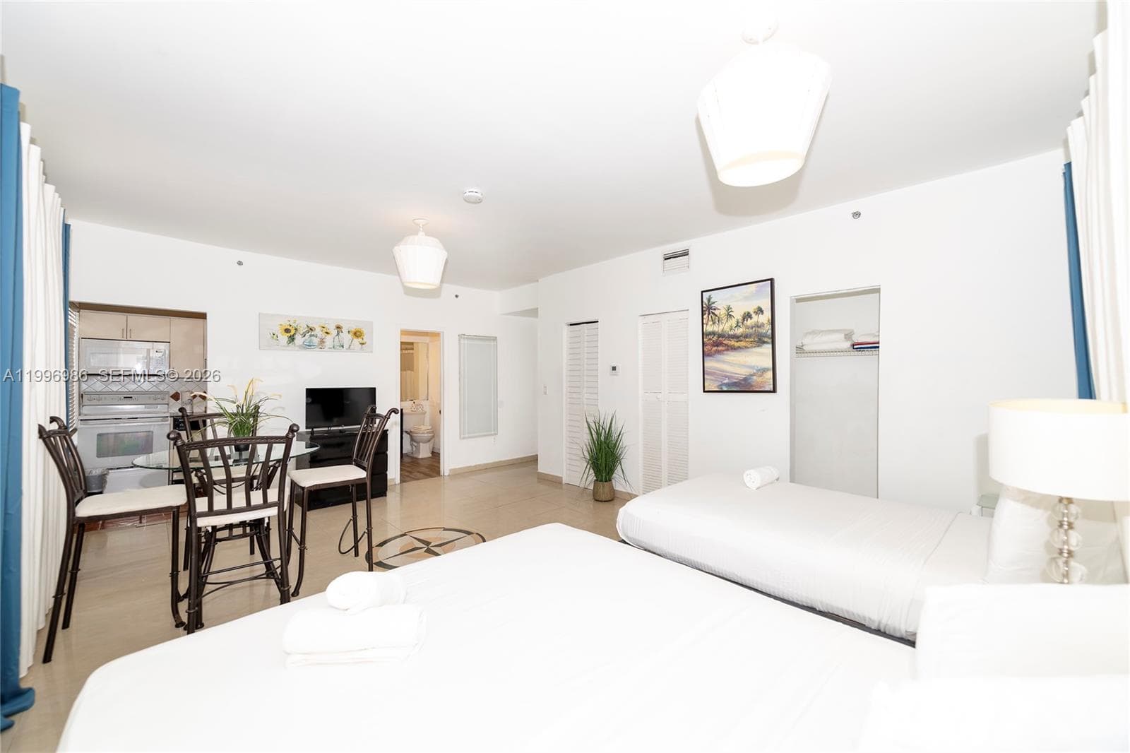 918 Ocean Dr # 203, Miami Beach FL 33139 — 6