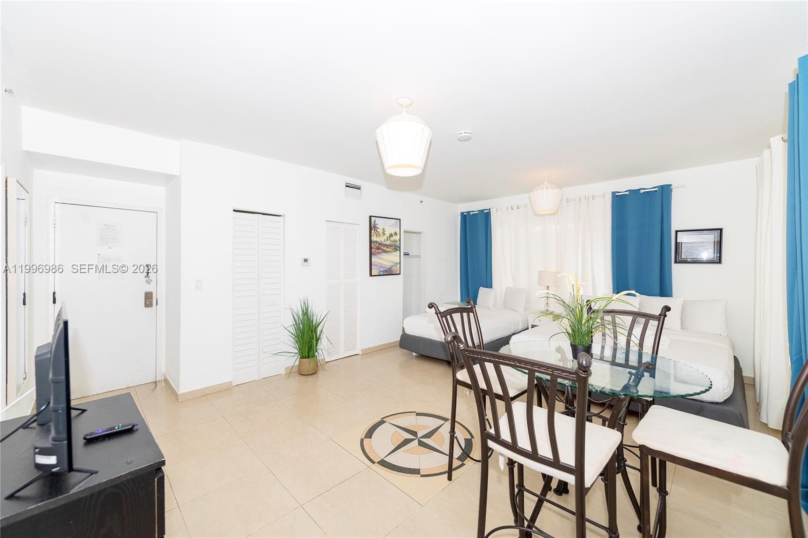 918 Ocean Dr # 203, Miami Beach FL 33139 — 4