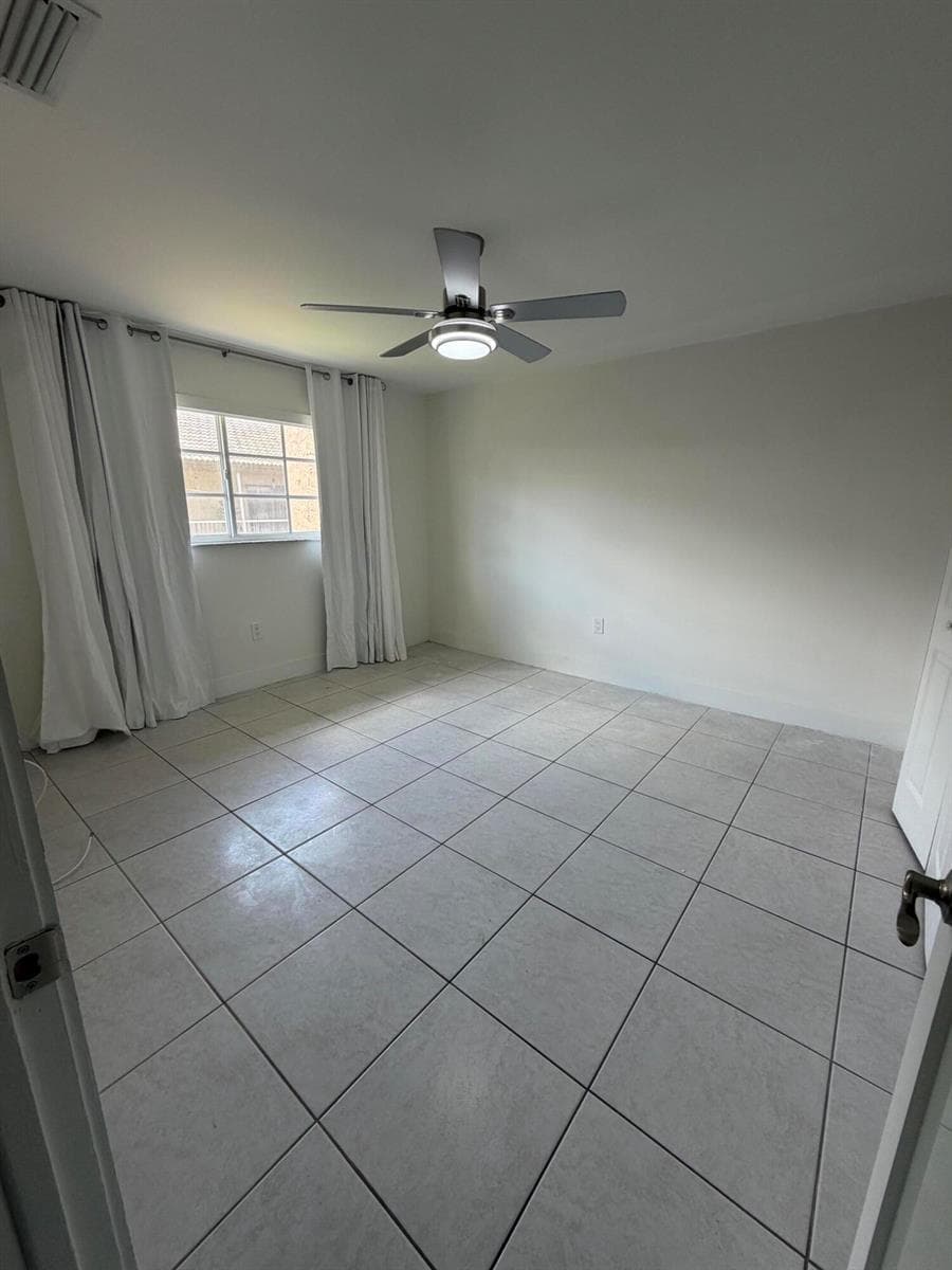 8851 NW 119th Street # 2, Hialeah Gardens FL 33018 — 10