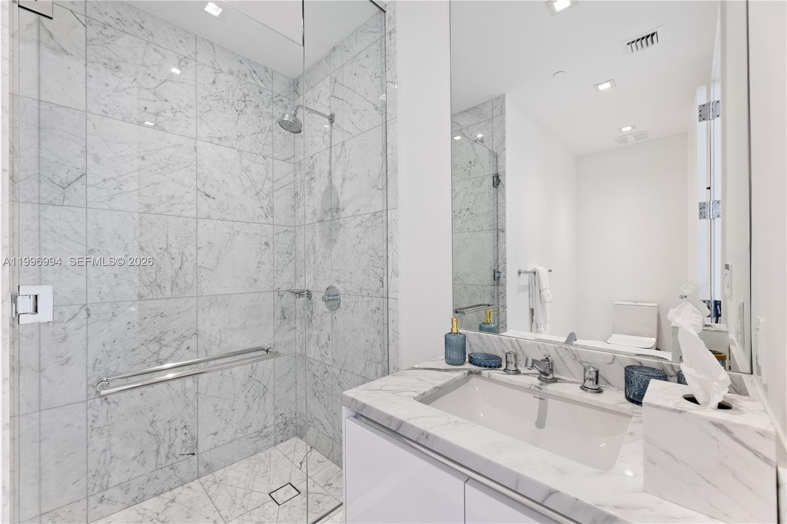 16901 Collins Ave # 802, Sunny Isles Beach FL 33160 — 32