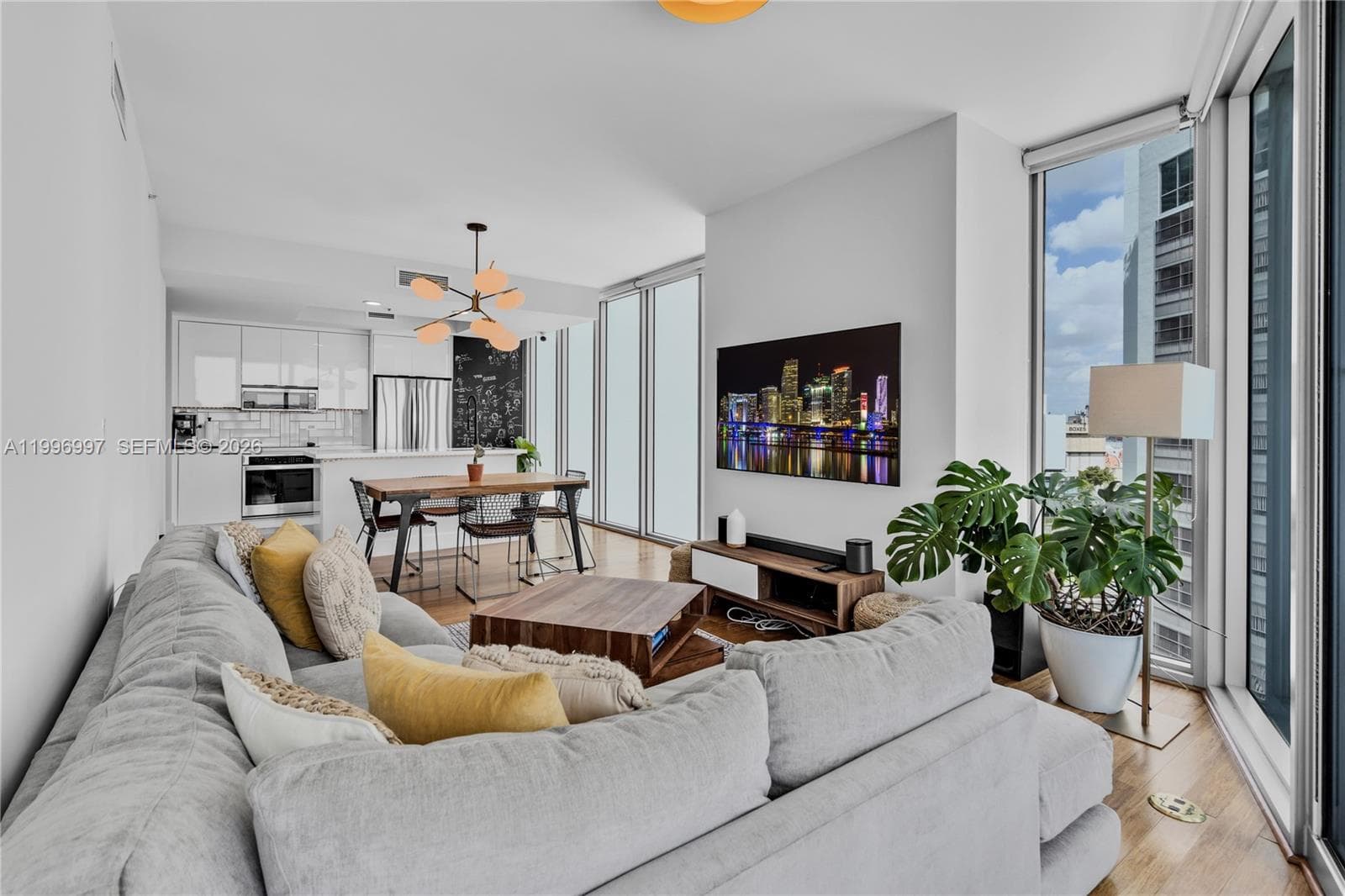 888 Biscayne Boulevard # 812, Miami FL 33132 — 6