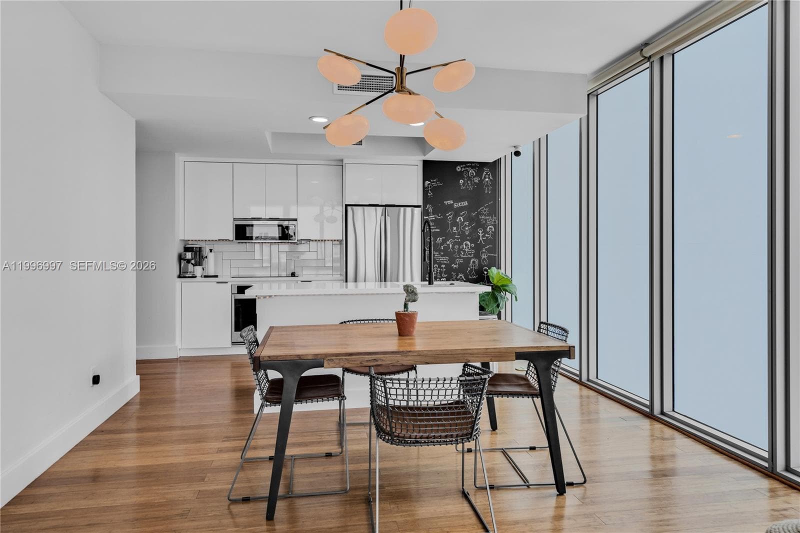 888 Biscayne Boulevard # 812, Miami FL 33132 — 7