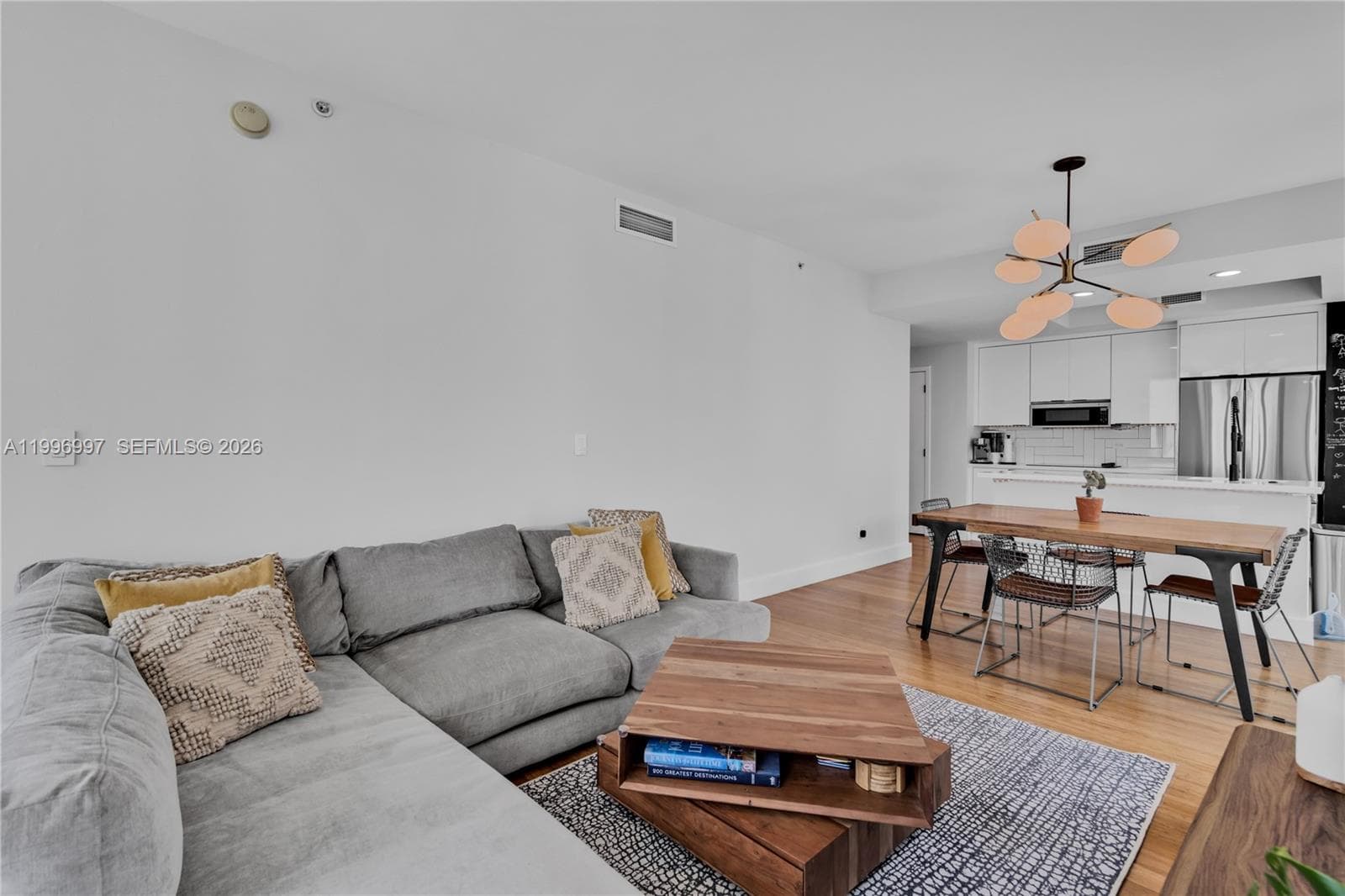 888 Biscayne Boulevard # 812, Miami FL 33132 — 5