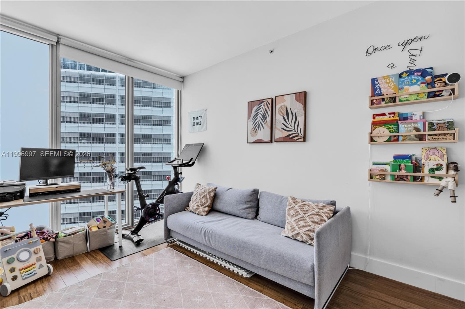 888 Biscayne Boulevard # 812, Miami FL 33132 — 21