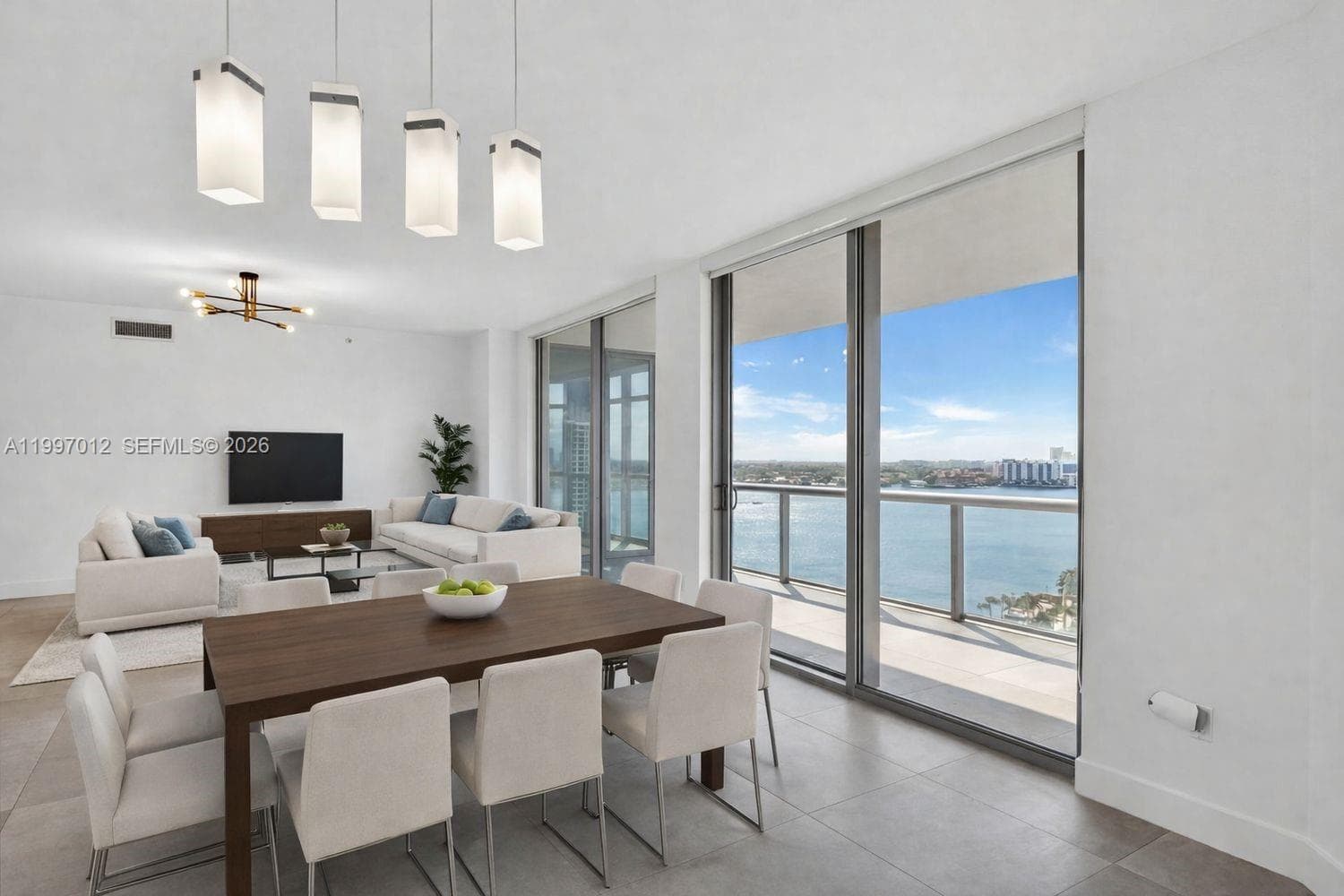 17301 Biscayne Blvd # 1401, North Miami Beach FL 33160 — 1