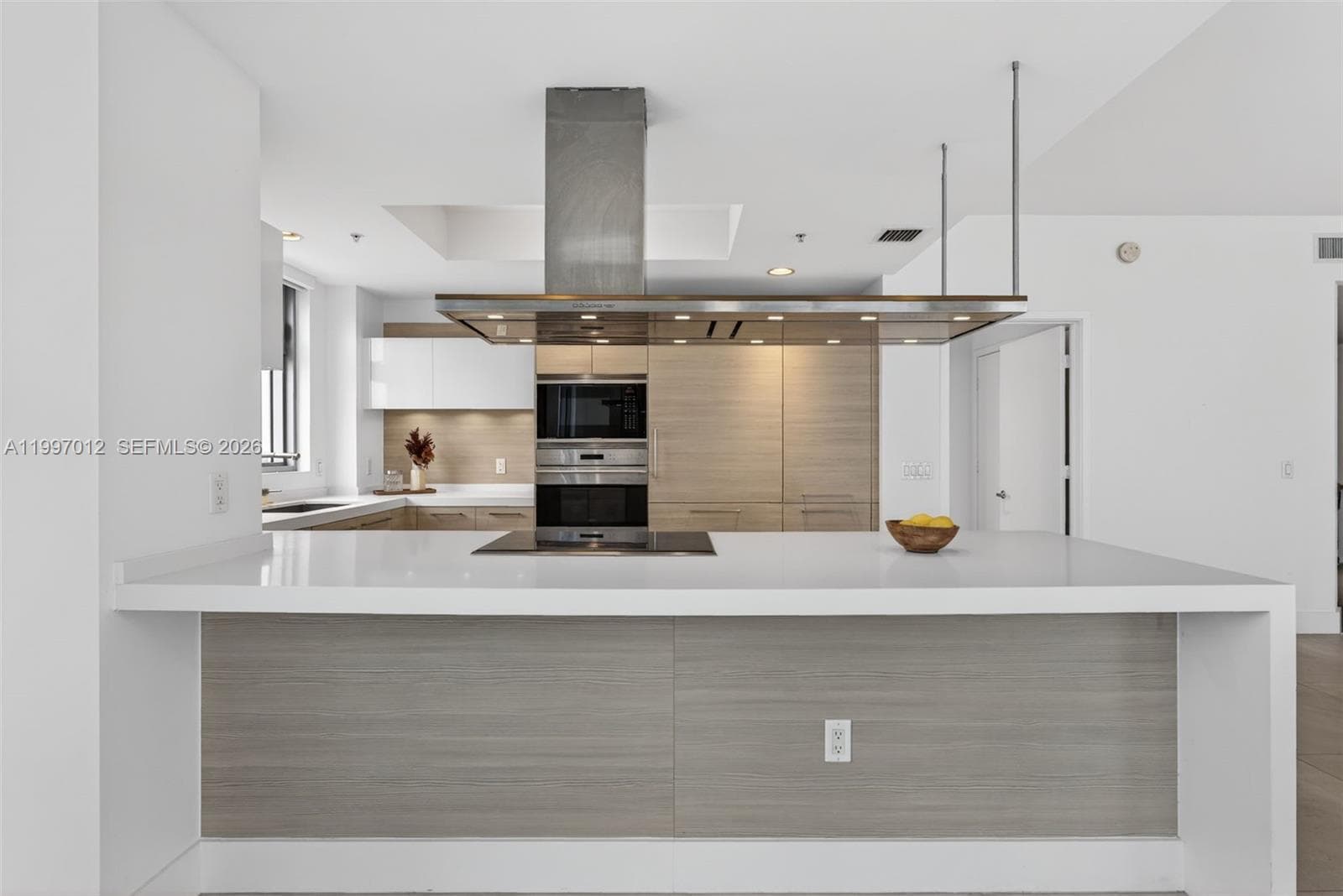 17301 Biscayne Blvd # 1401, North Miami Beach FL 33160 — 9