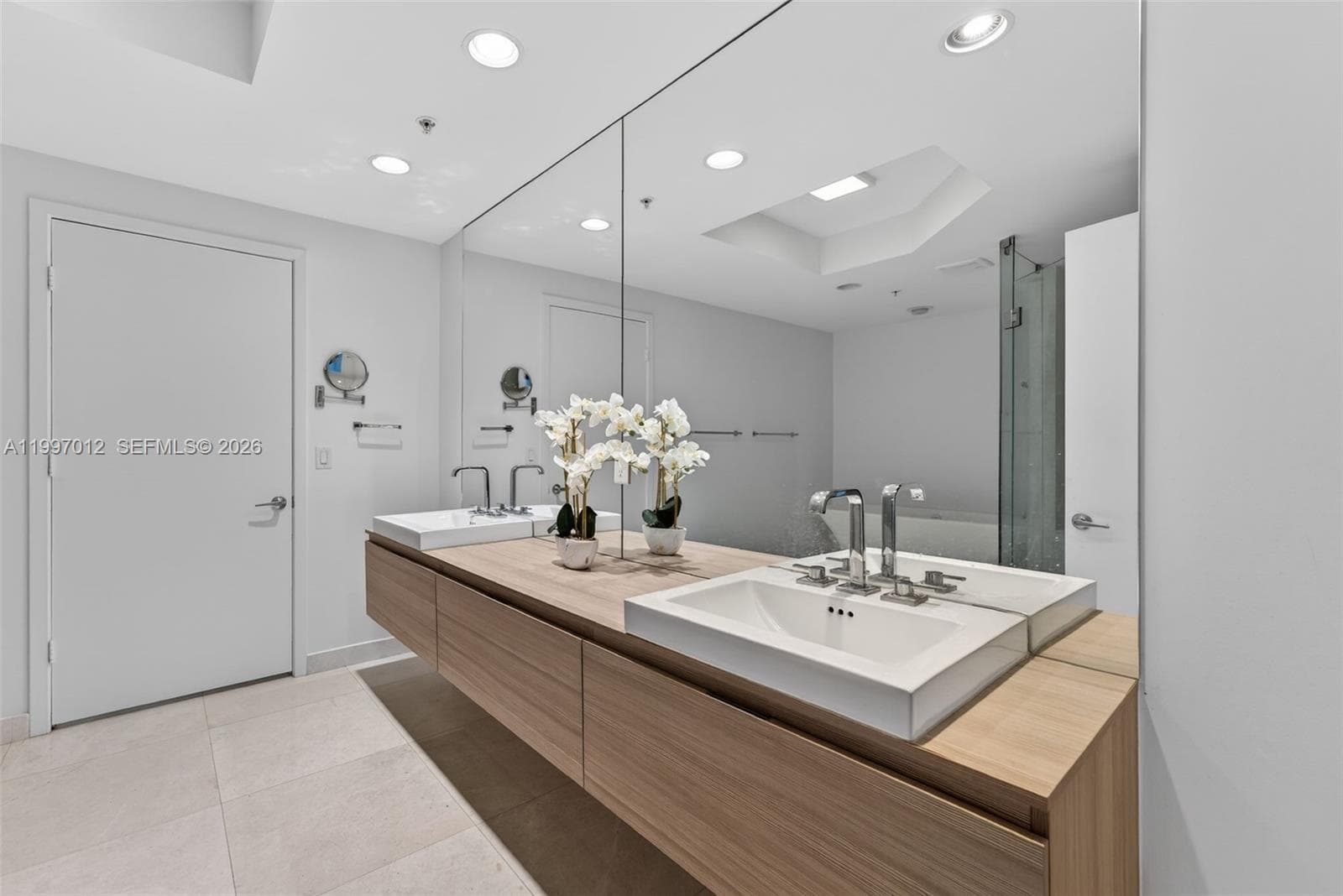 17301 Biscayne Blvd # 1401, North Miami Beach FL 33160 — 11