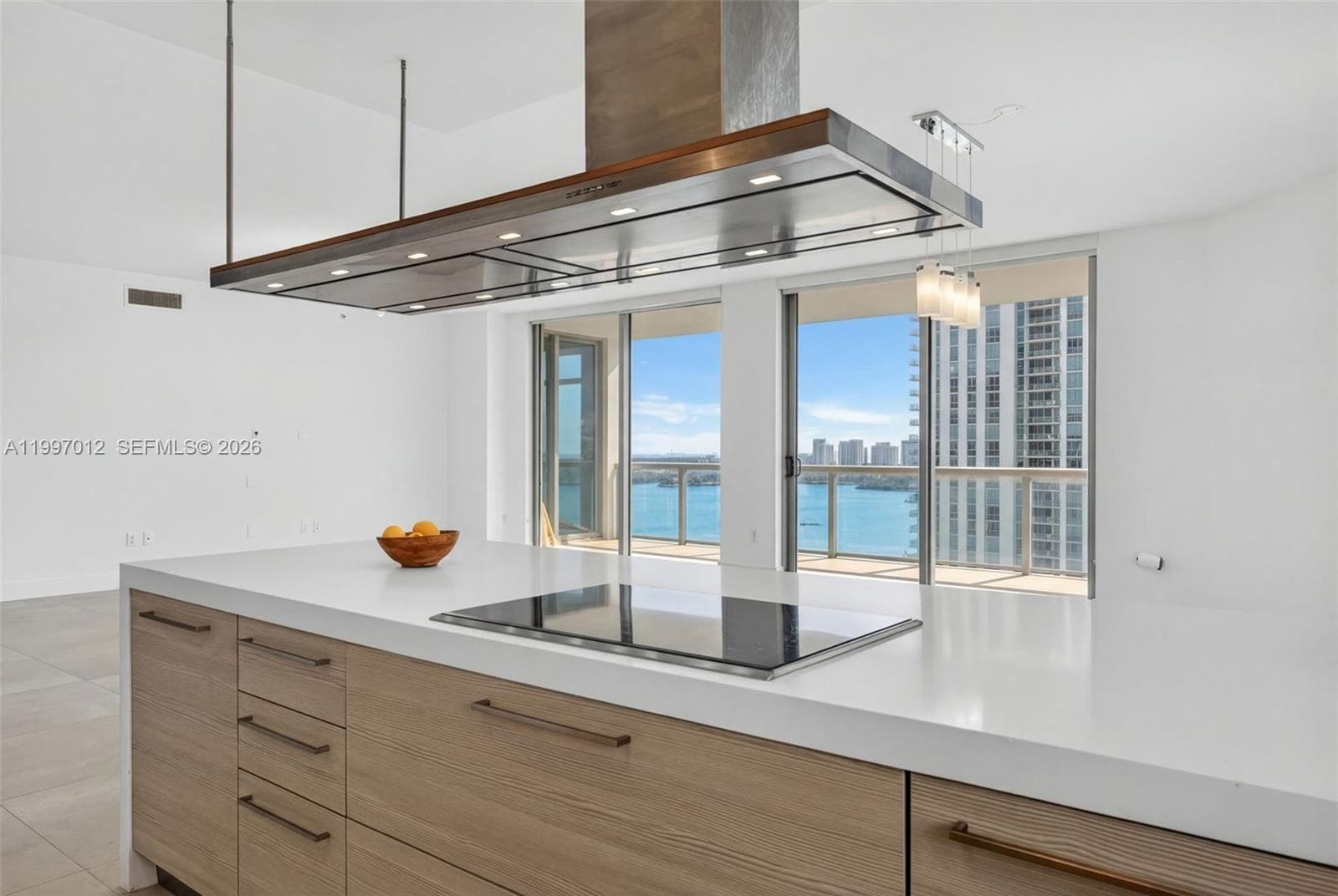 17301 Biscayne Blvd # 1401, North Miami Beach FL 33160 — 4
