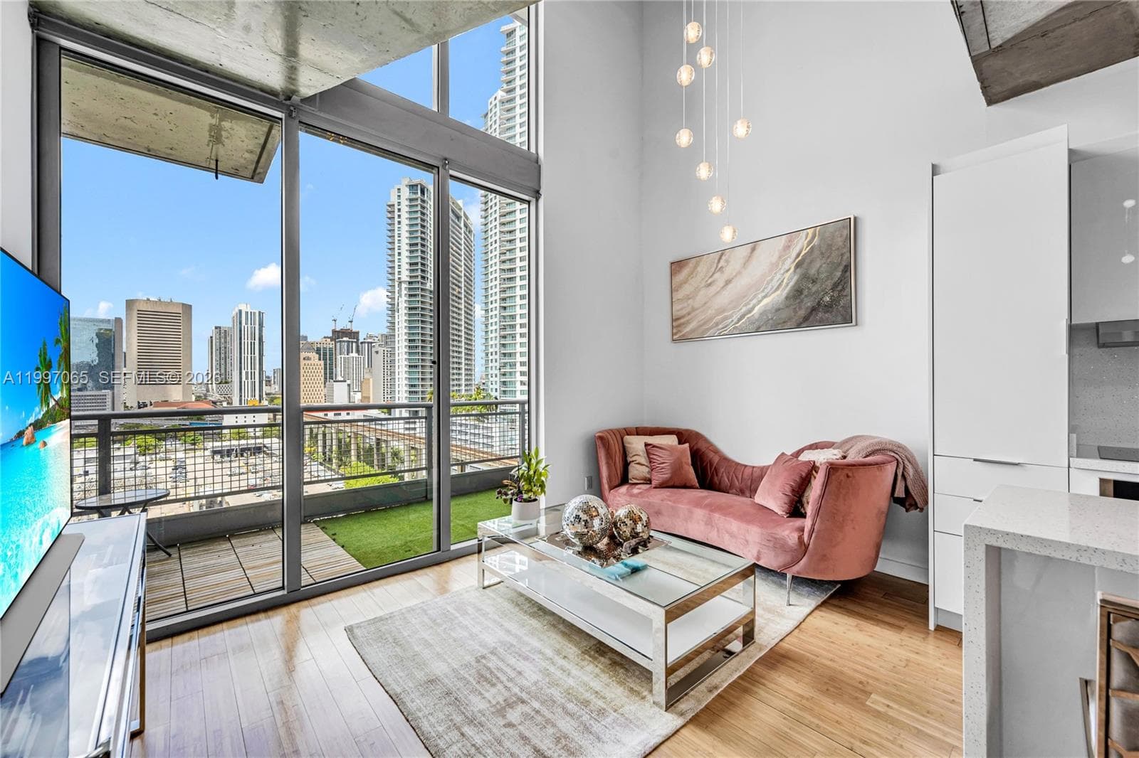 690 SW 1st Ct # 1709, Miami FL 33130 — 16