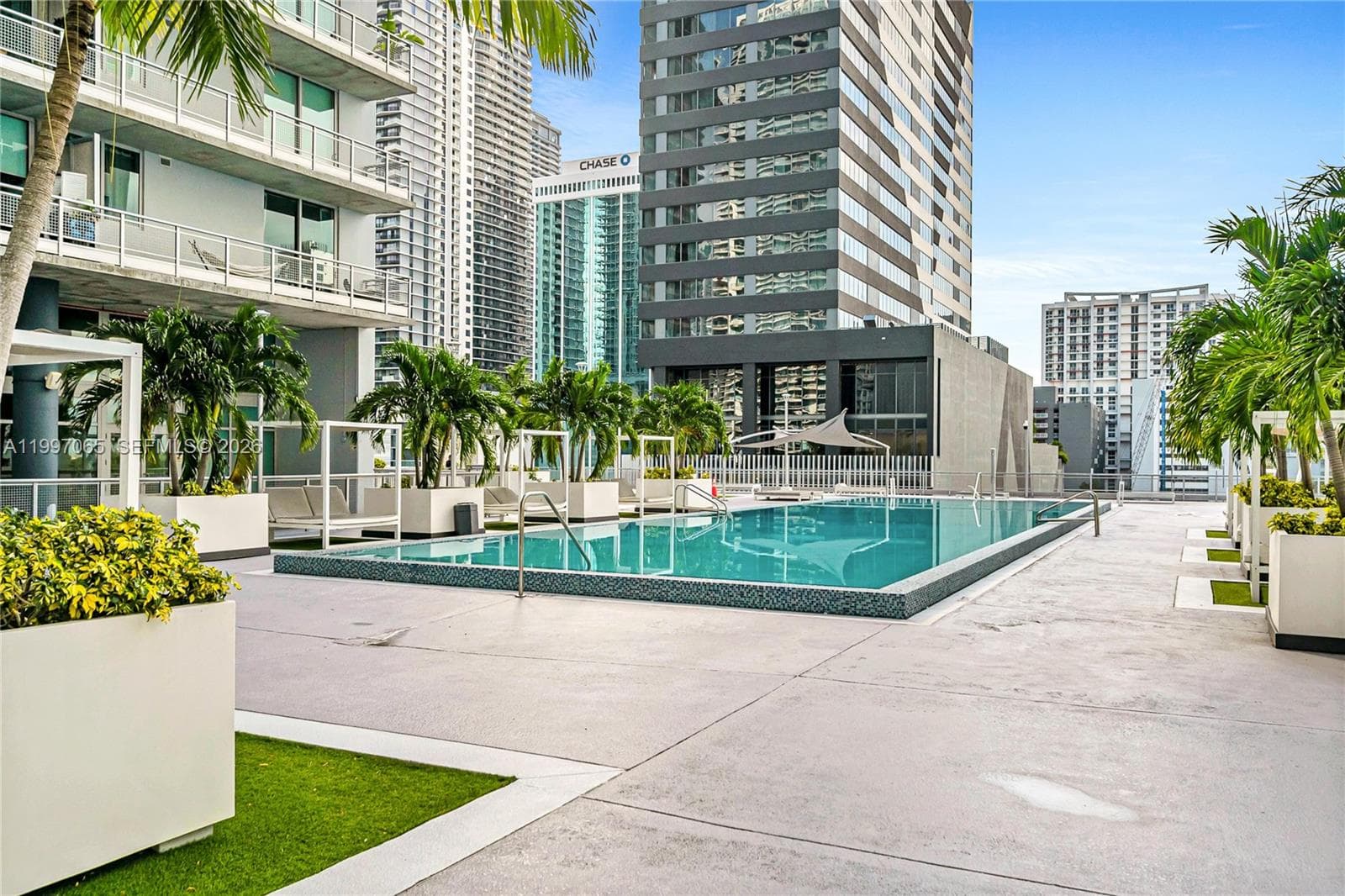 690 SW 1st Ct # 1709, Miami FL 33130 — 41