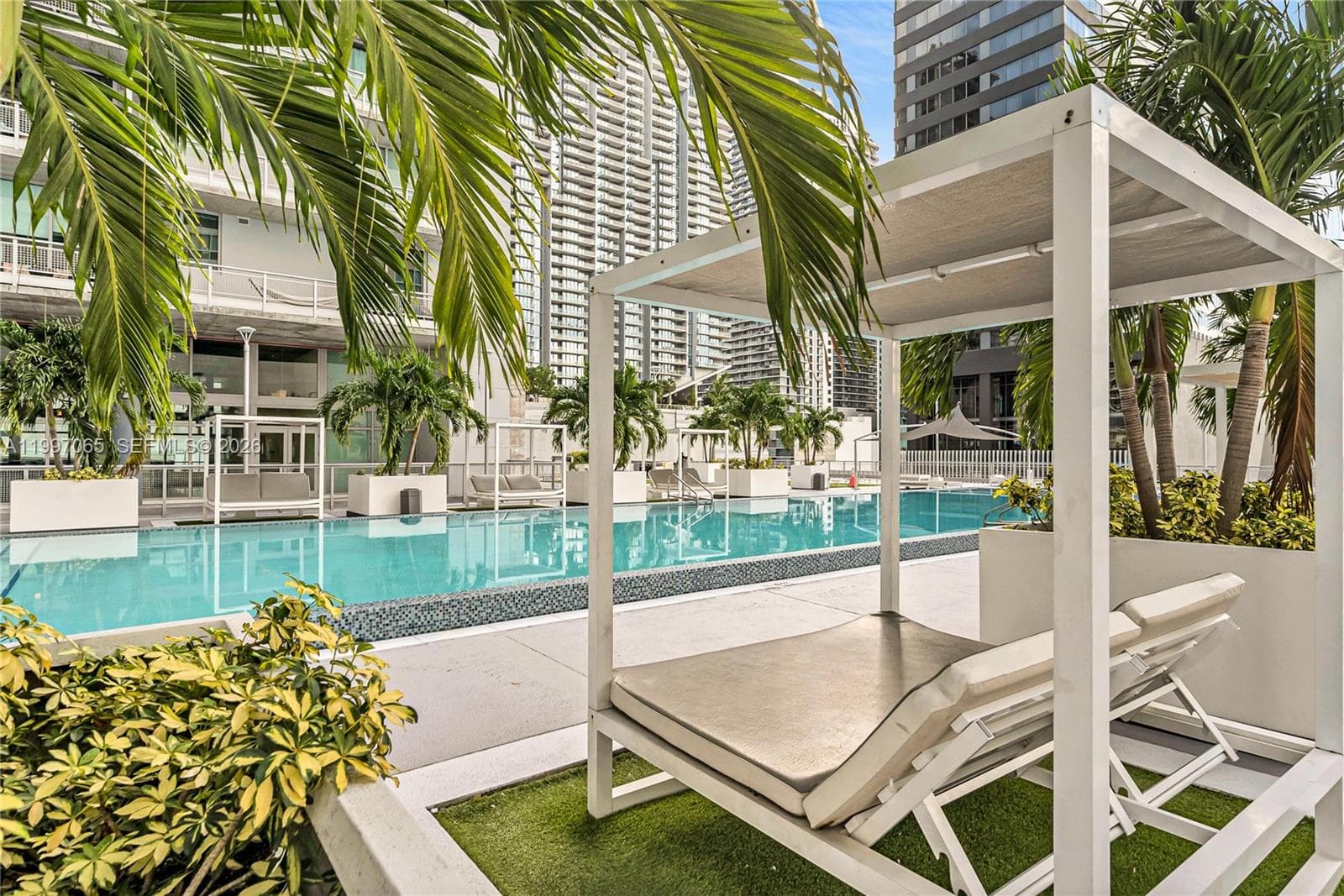 690 SW 1st Ct # 1709, Miami FL 33130 — 37