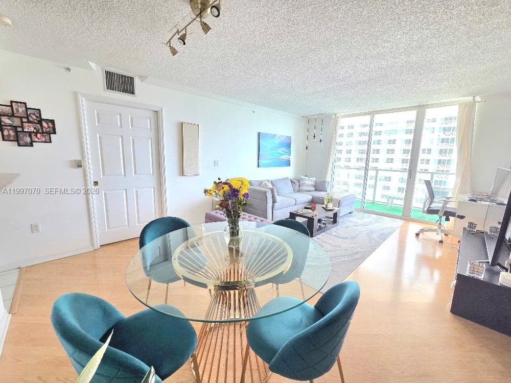 1155 Brickell Bay Dr # 2006, Miami FL 33131 — 6