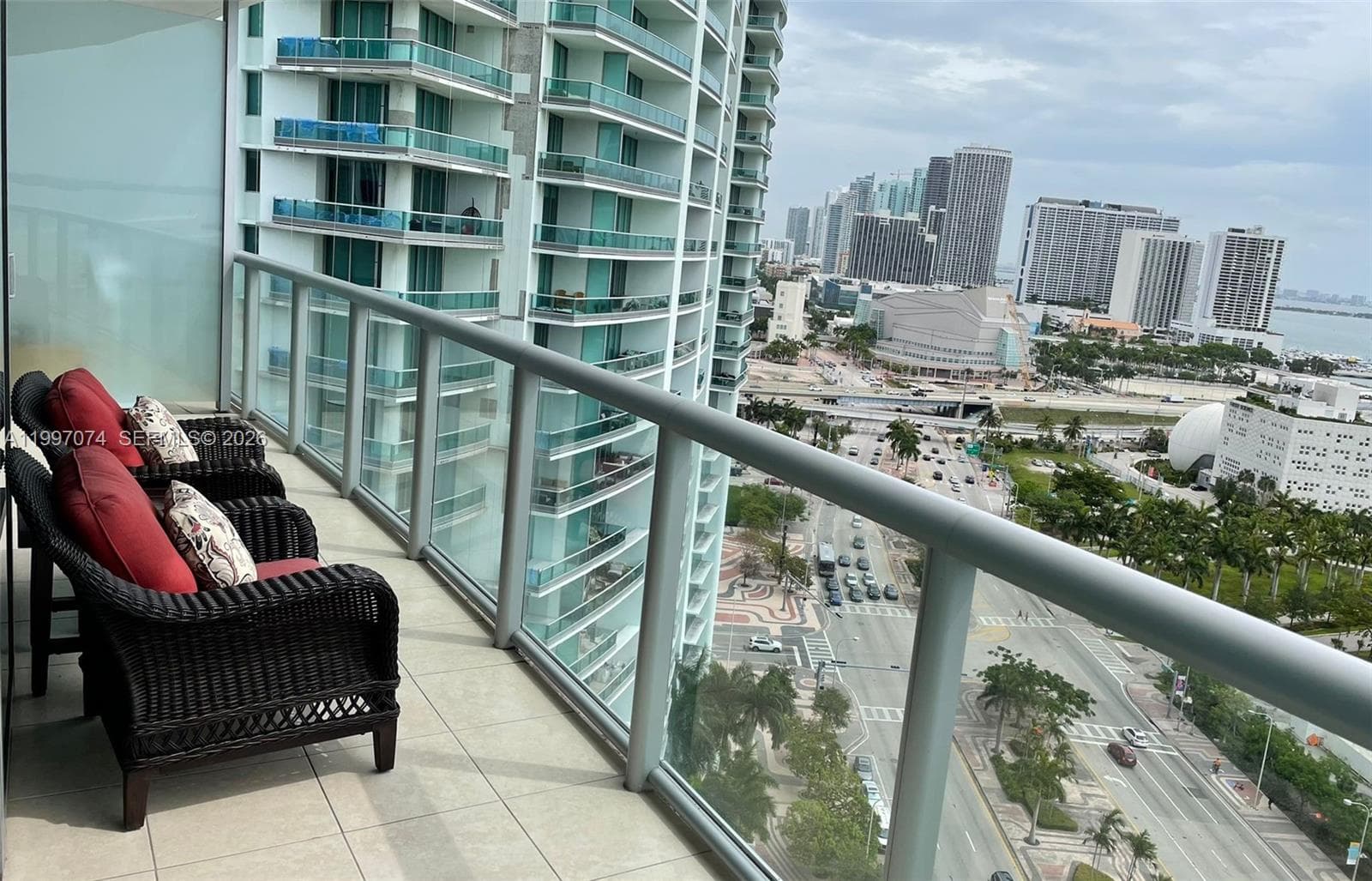 888 Biscayne Blvd # 1810, Miami FL 33132 — 23