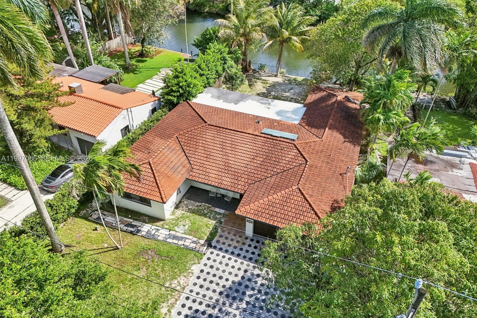 314 NE 85th St, El Portal FL 33138 — 56
