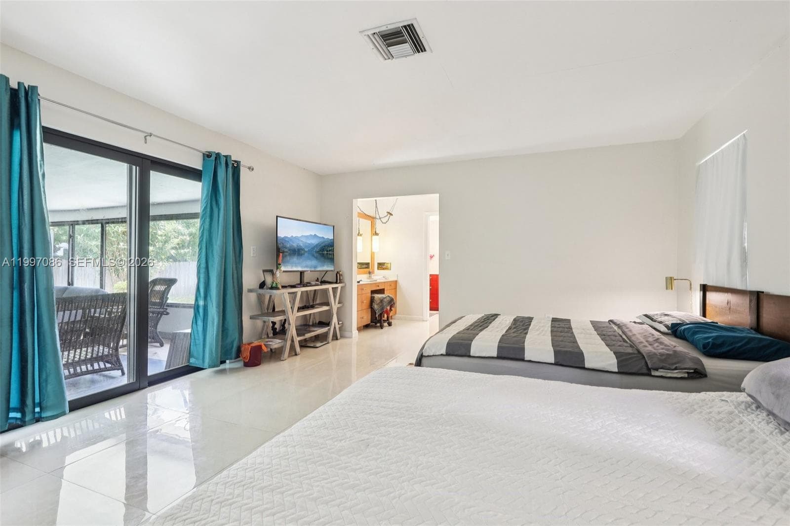 314 NE 85th St, El Portal FL 33138 — 22