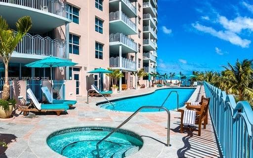 1500 Ocean Dr # 05, Miami Beach FL 33139 — 61