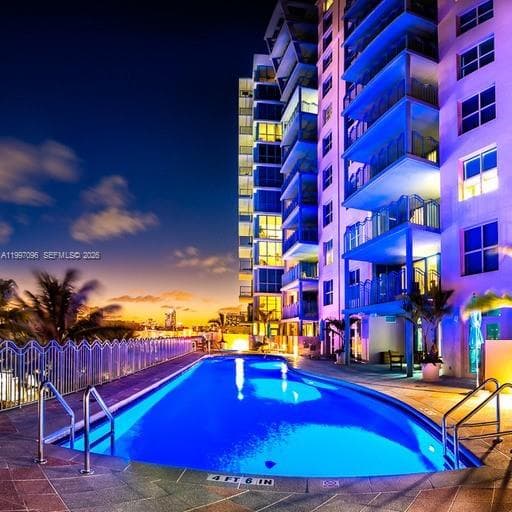 1500 Ocean Dr # 05, Miami Beach FL 33139 — 58