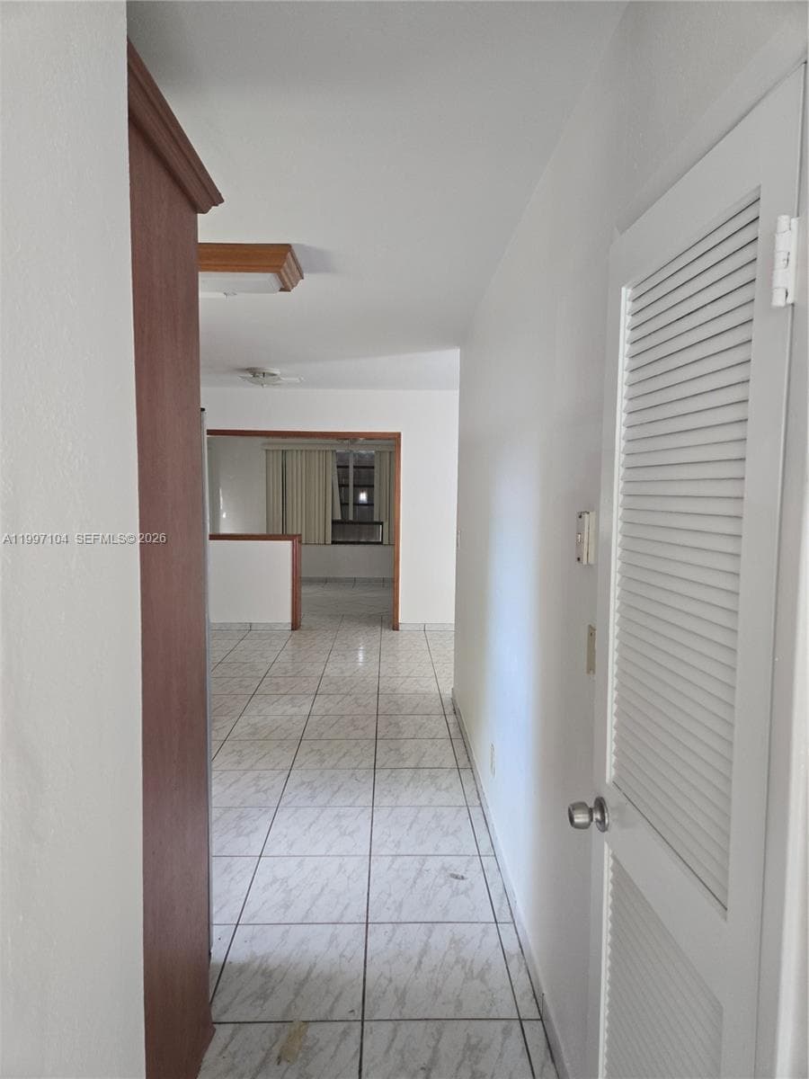 7840 SW 23rd St, Miami FL 33155 — 5