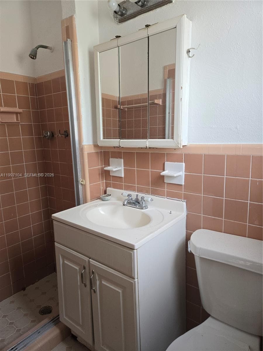 7840 SW 23rd St, Miami FL 33155 — 9