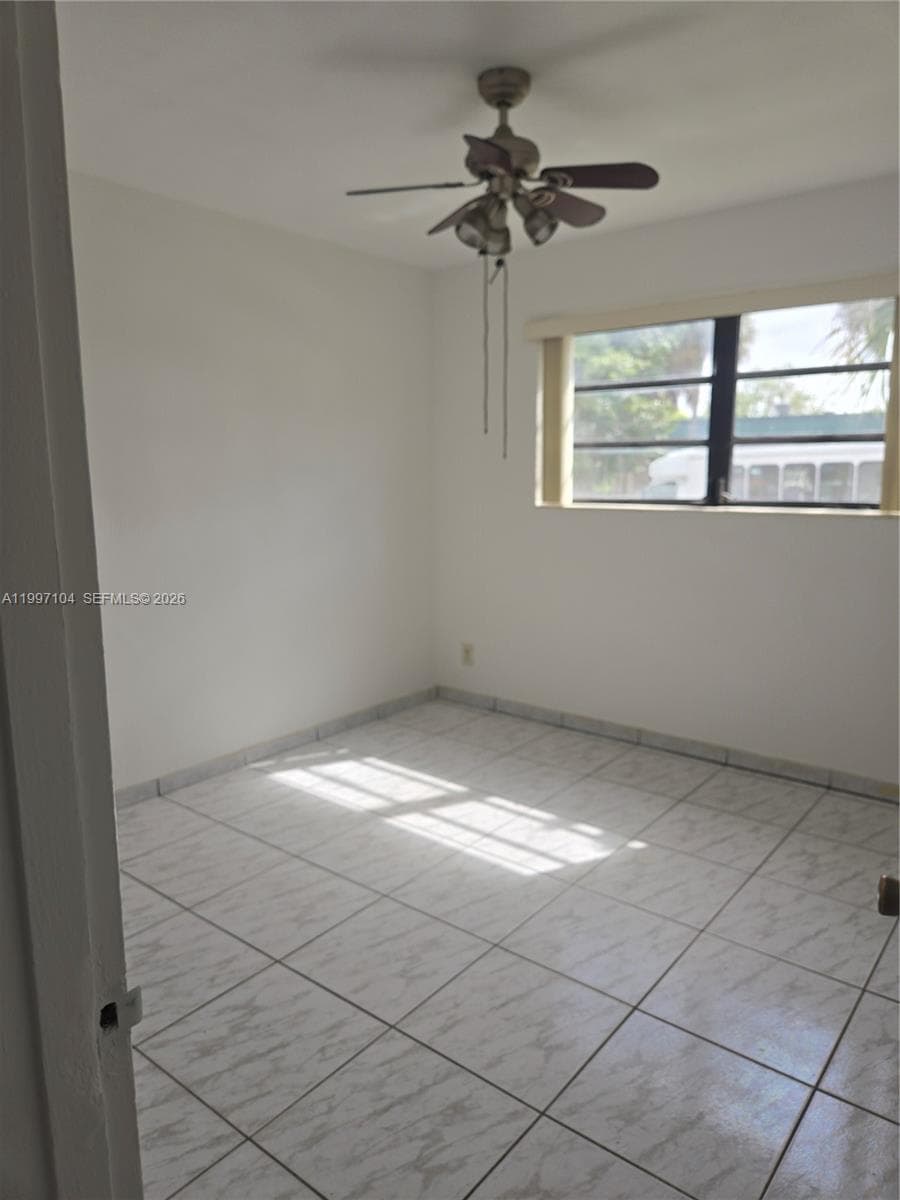 7840 SW 23rd St, Miami FL 33155 — 10