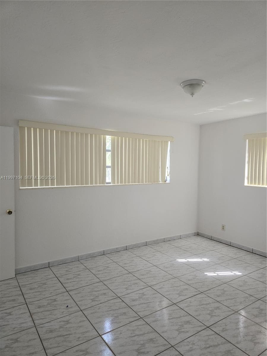 7840 SW 23rd St, Miami FL 33155 — 8