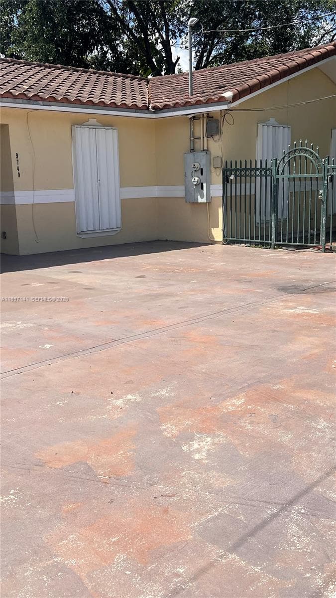 9740 NW 5th Ave, Miami FL 33150 — 2