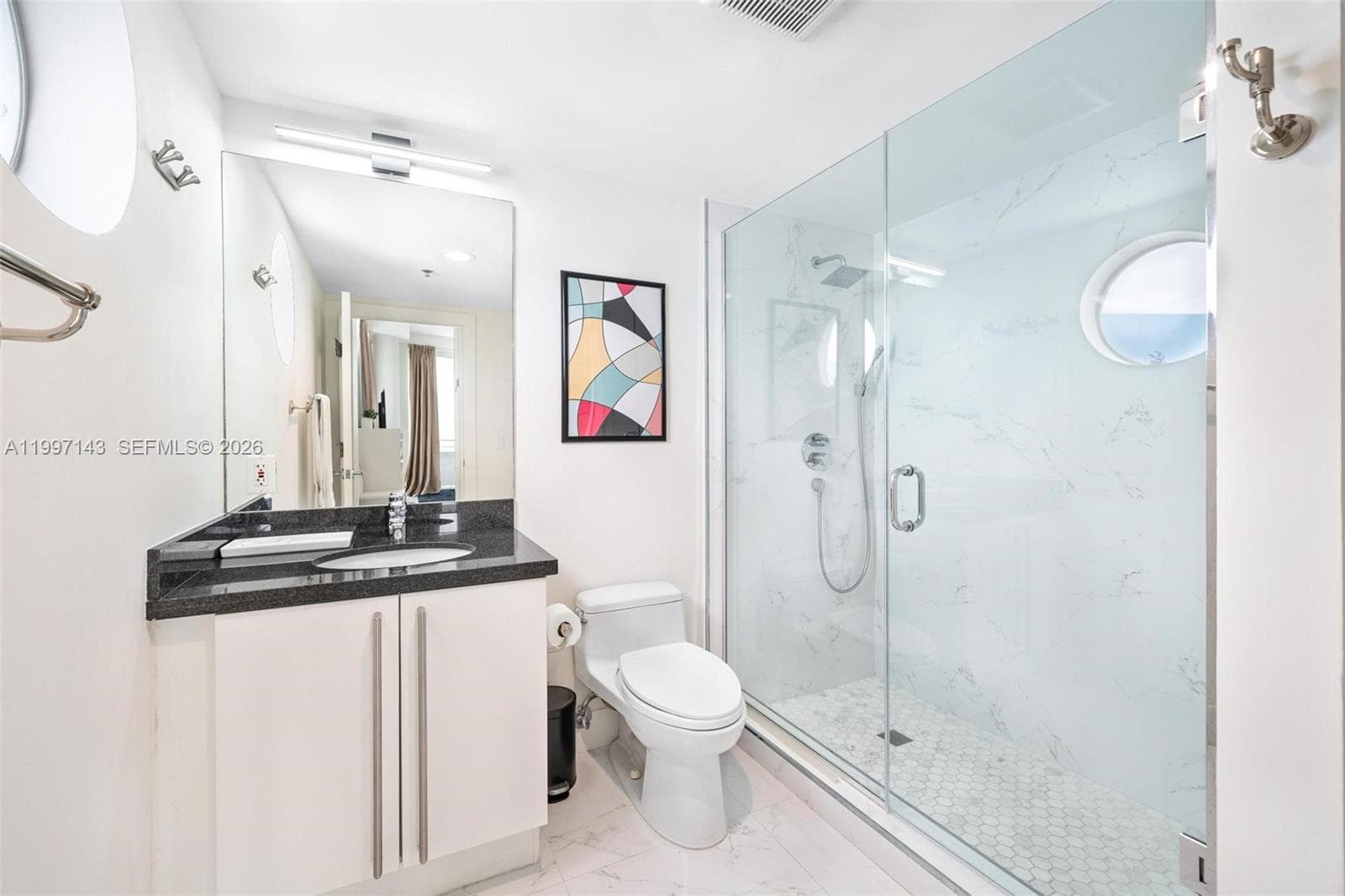226 Ocean Dr # 8F, Miami Beach FL 33139 — 33
