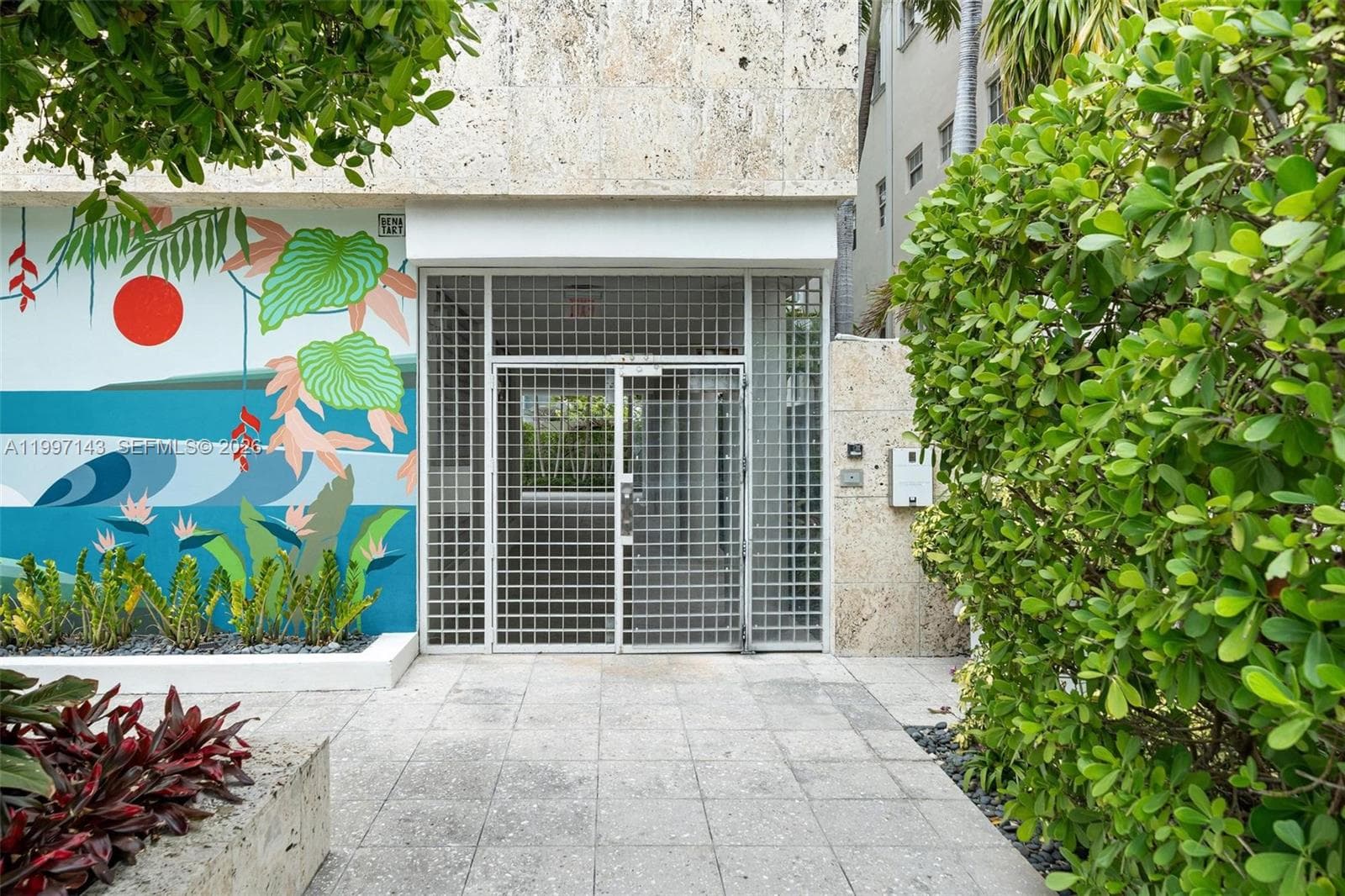 226 Ocean Dr # 8F, Miami Beach FL 33139 — 4