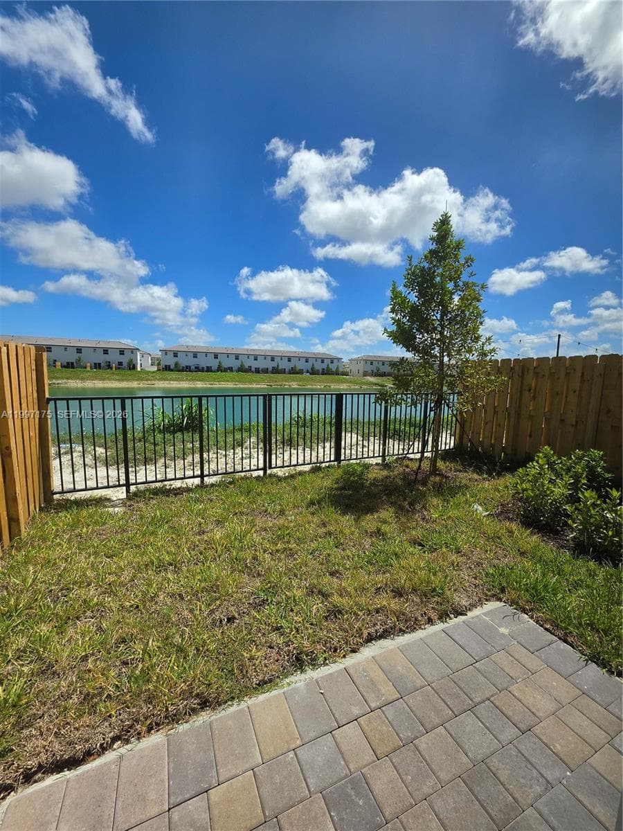 2739 SE 25th Ave, Homestead FL 33035 — 26