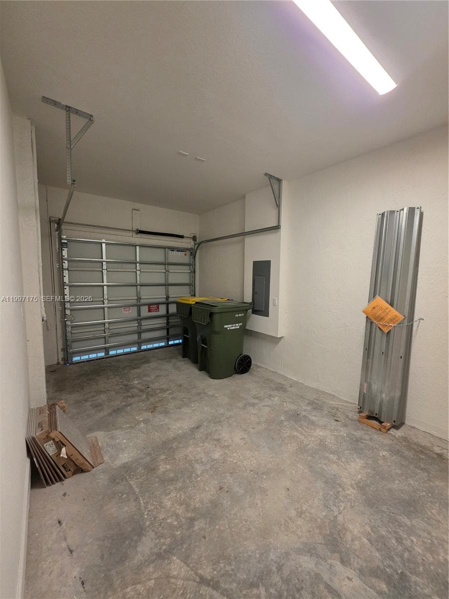 2739 SE 25th Ave, Homestead FL 33035 — 9