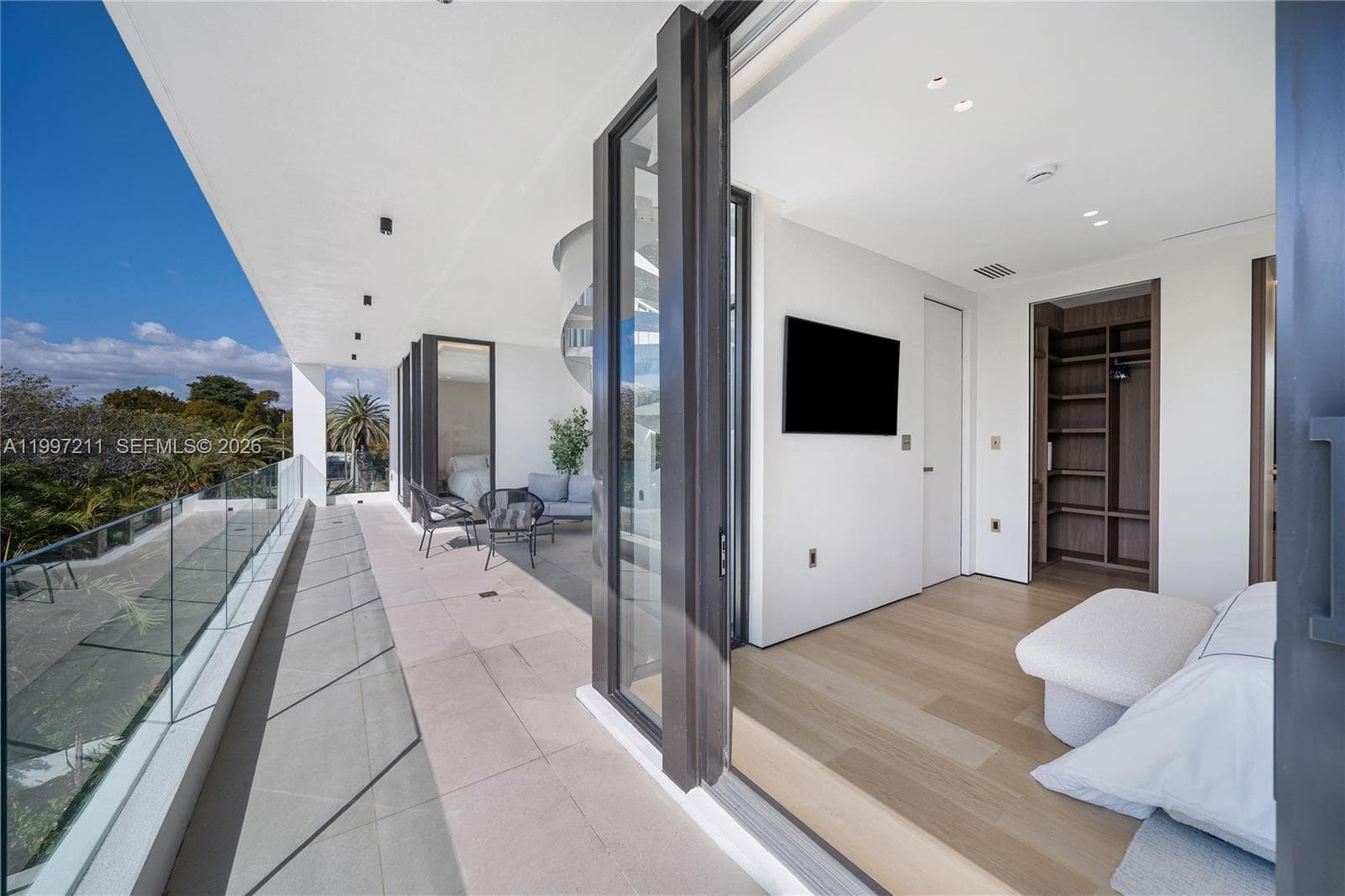 1045 W 47th Ct, Miami Beach FL 33140 — 20