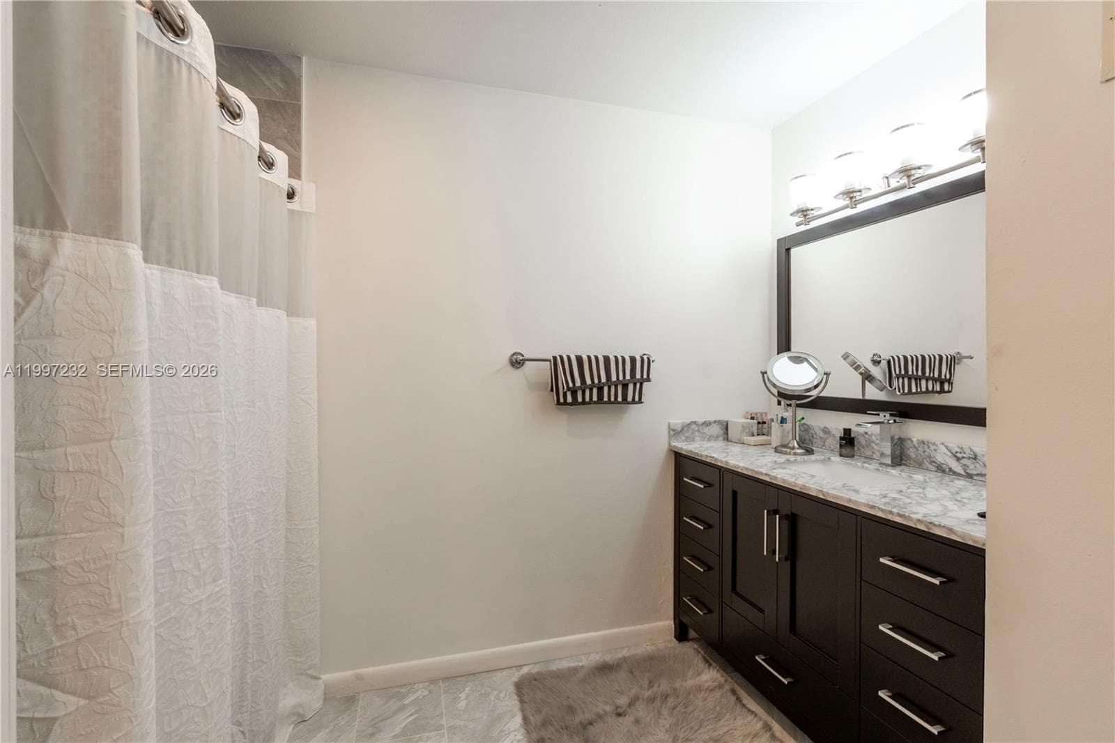 6724 SW 114th Pl, Miami FL 33173 — 21